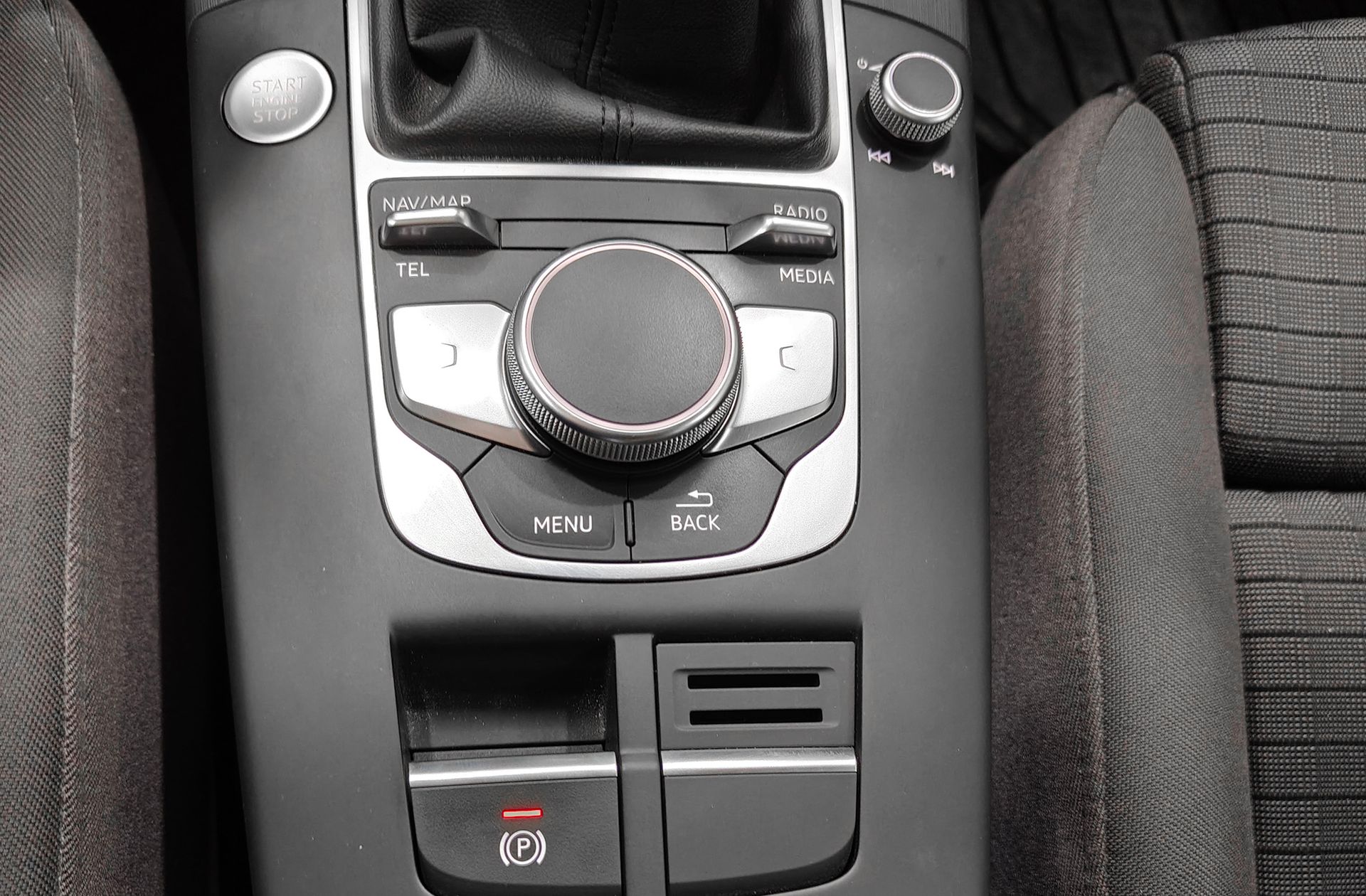Audi A3 Sportback S line 30 TFSI - foto 32