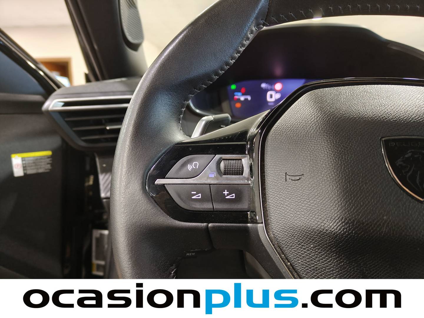 Peugeot 2008 Peugeot 2008 Allure Hybrid eDCS6 (145 CV) seminuevo