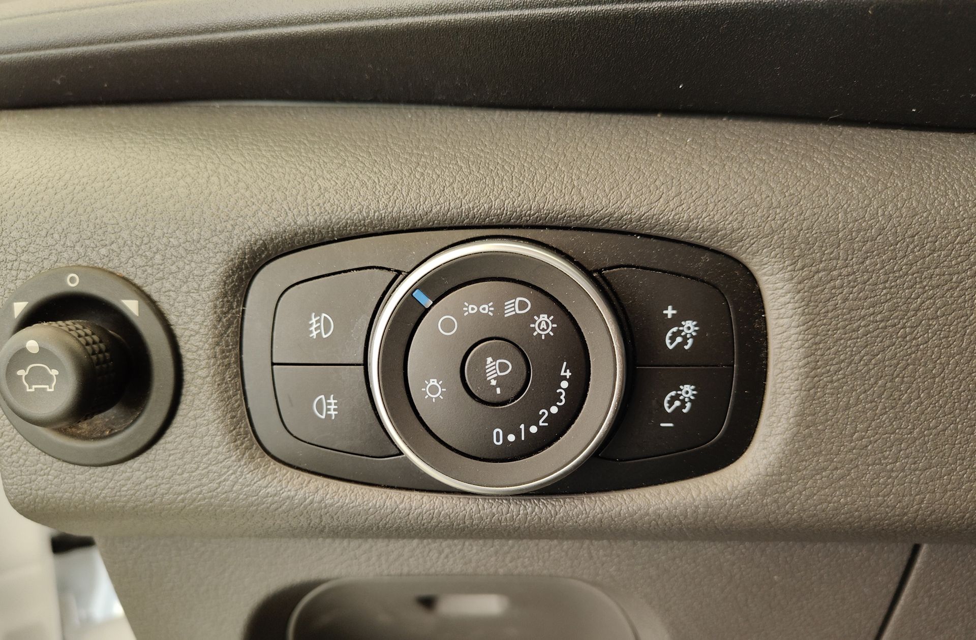 Ford Transit 350 L3H2 Trend - foto 24