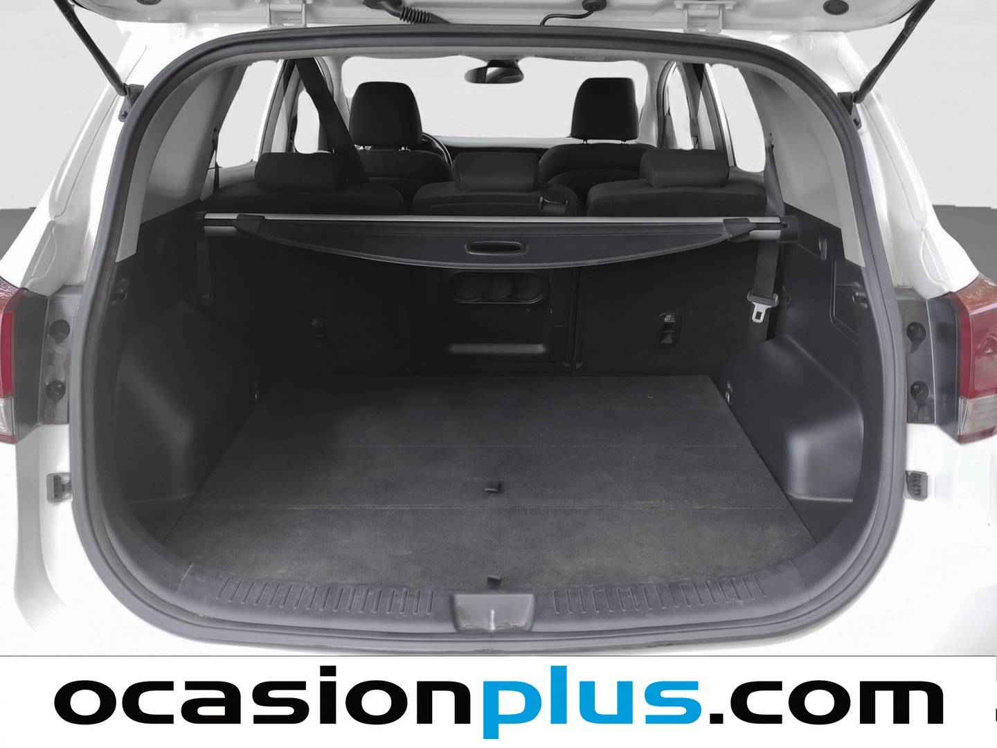 Fotos maletero KIA Carens KIA Carens 1.6 GDi Drive (135 CV)