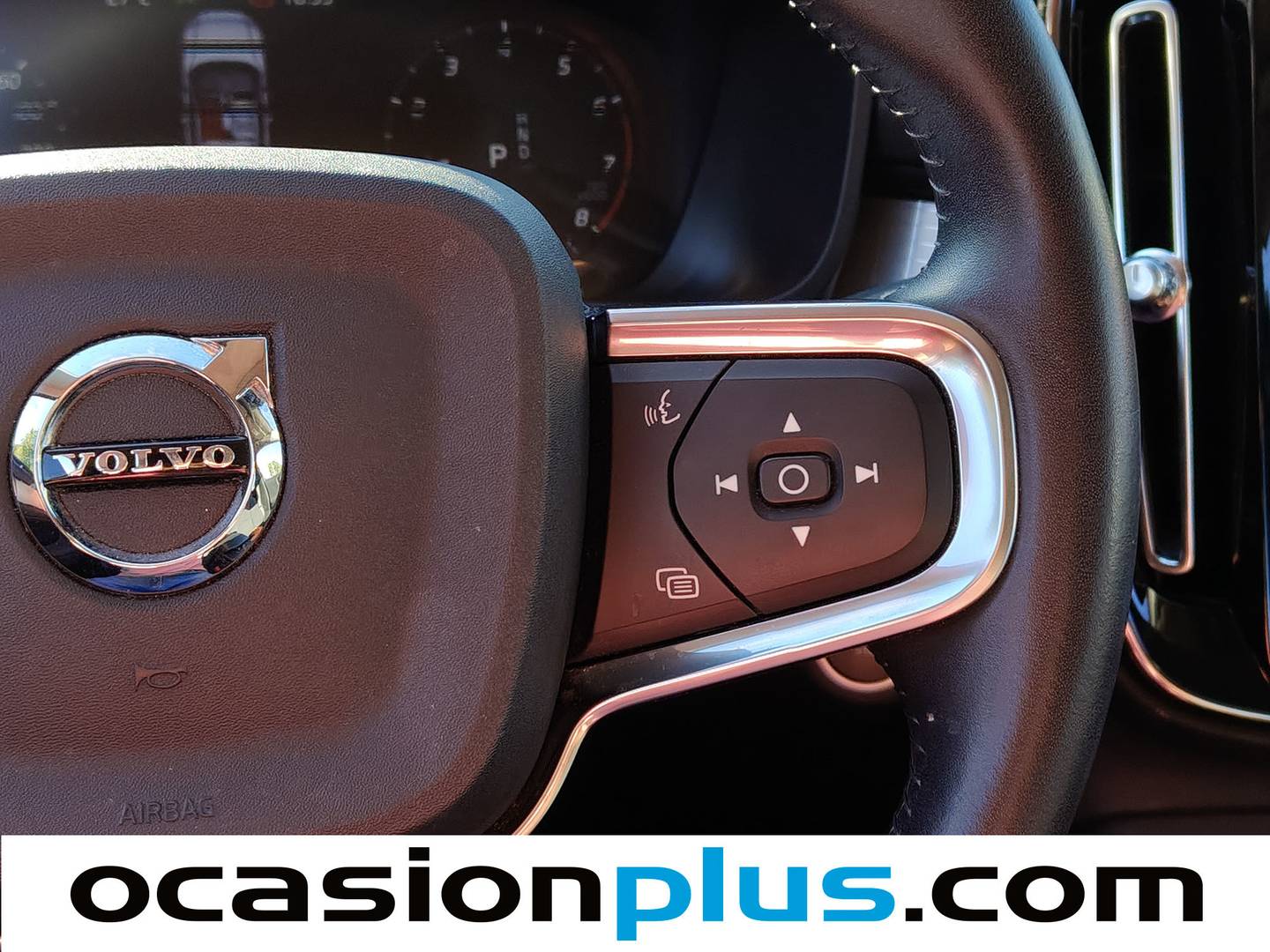 Foto Volvo XC40 Volvo XC40 T3 Momentum Pro Auto (163 CV)