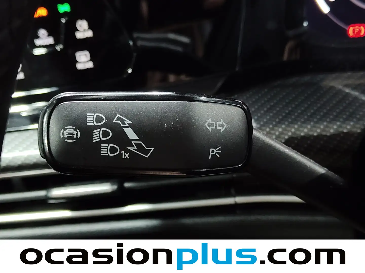 Foto Volkswagen Golf Volkswagen Golf R-Line 1.5 eTSI (150 CV) DSG