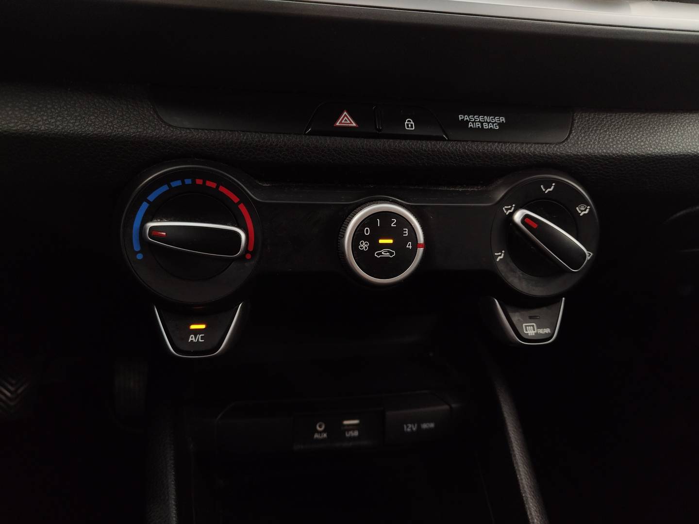 KIA Stonic KIA Stonic 1.0 T-GDi Concept (100 CV) gasolina