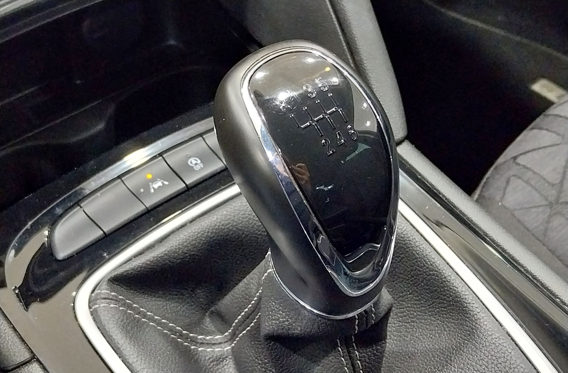 Opel Insignia GS 1.6 CDTI Turbo D 120 Aniversario - foto 6