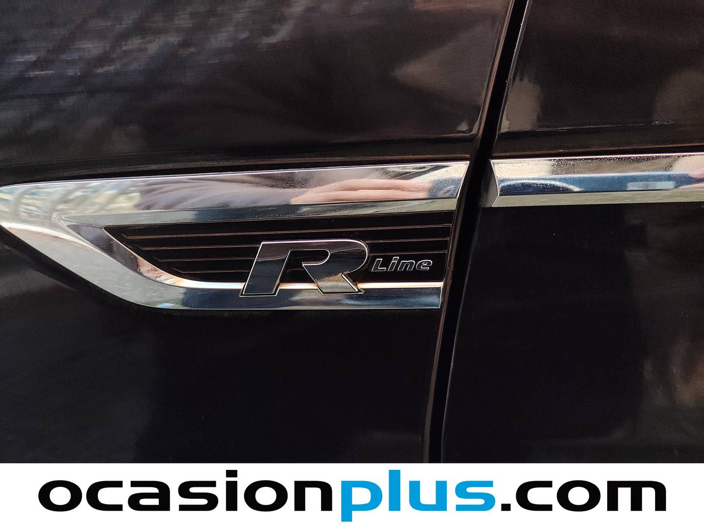 Foto Volkswagen Tiguan Volkswagen Tiguan Sport 2.0 TDI (150 CV) DSG Pack R-Line