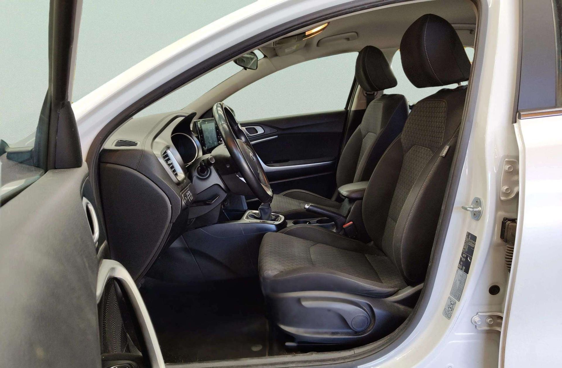 Kia XCeed 1.0 T-GDi Drive - foto 9