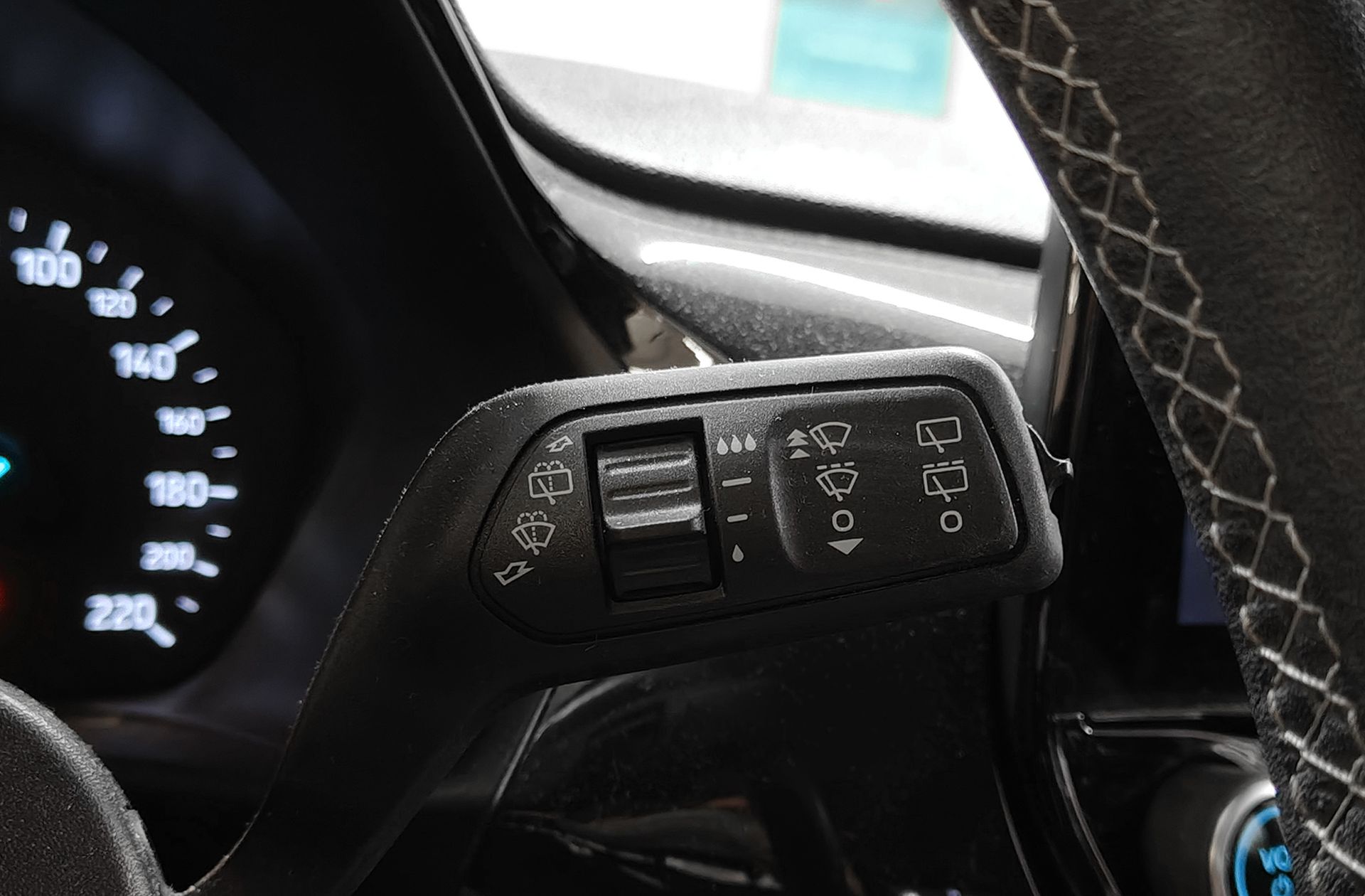 Ford Fiesta 1.0 EcoBoost Trend+ - foto 28