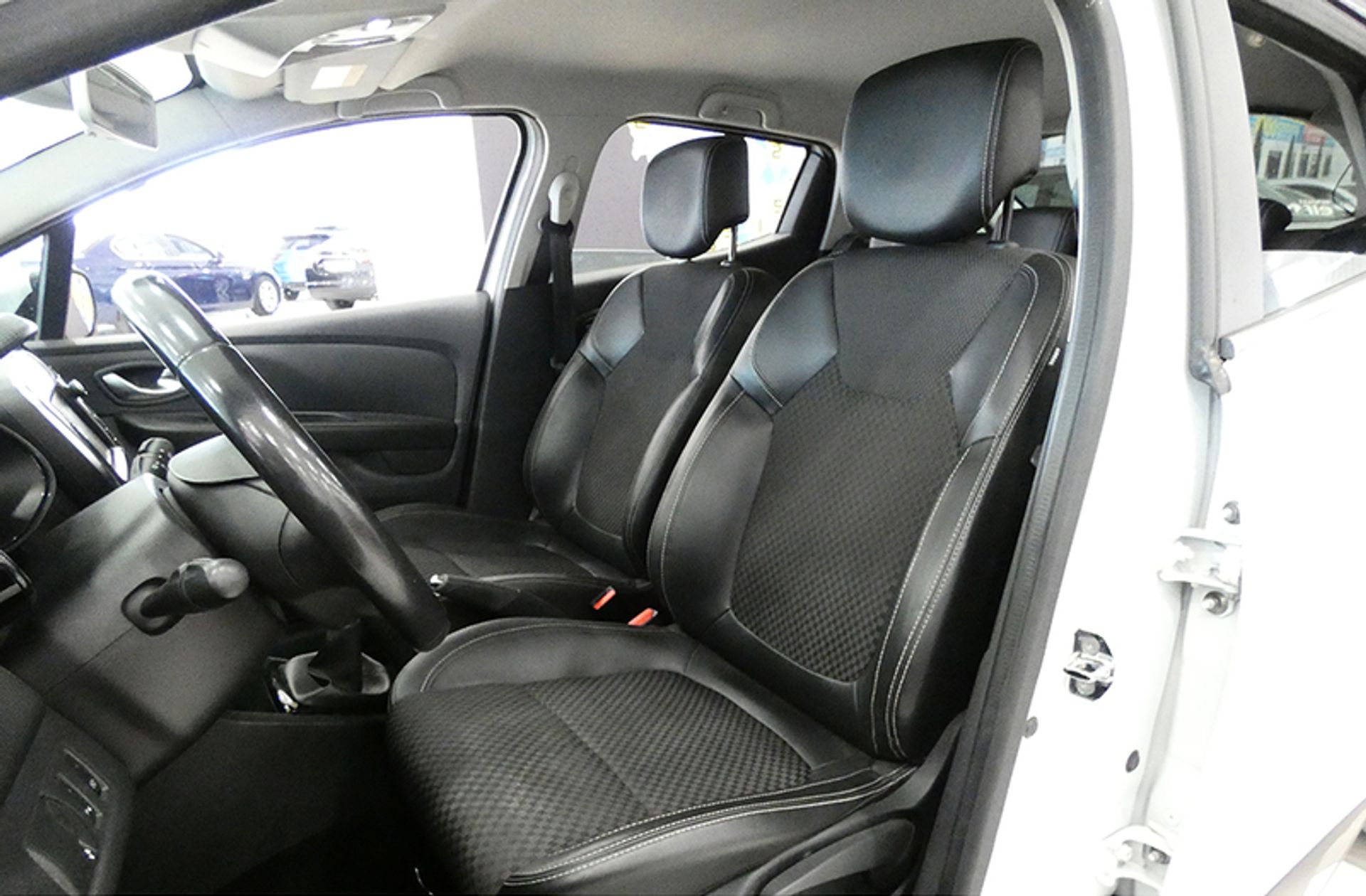 Renault Clio Zen Energy dCi - foto 13