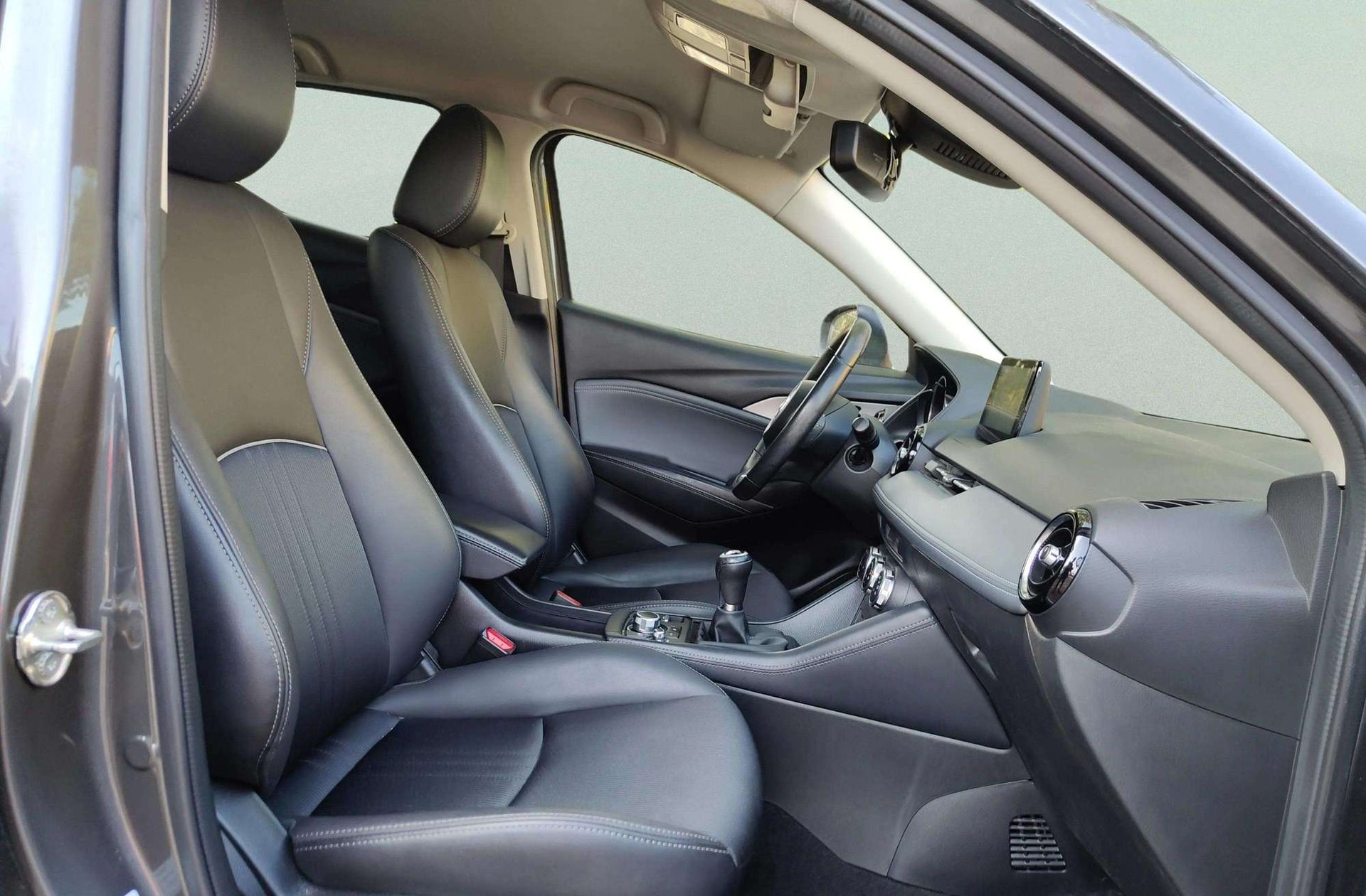 Mazda CX-3 1.8 D Zenith 2WD - foto 20