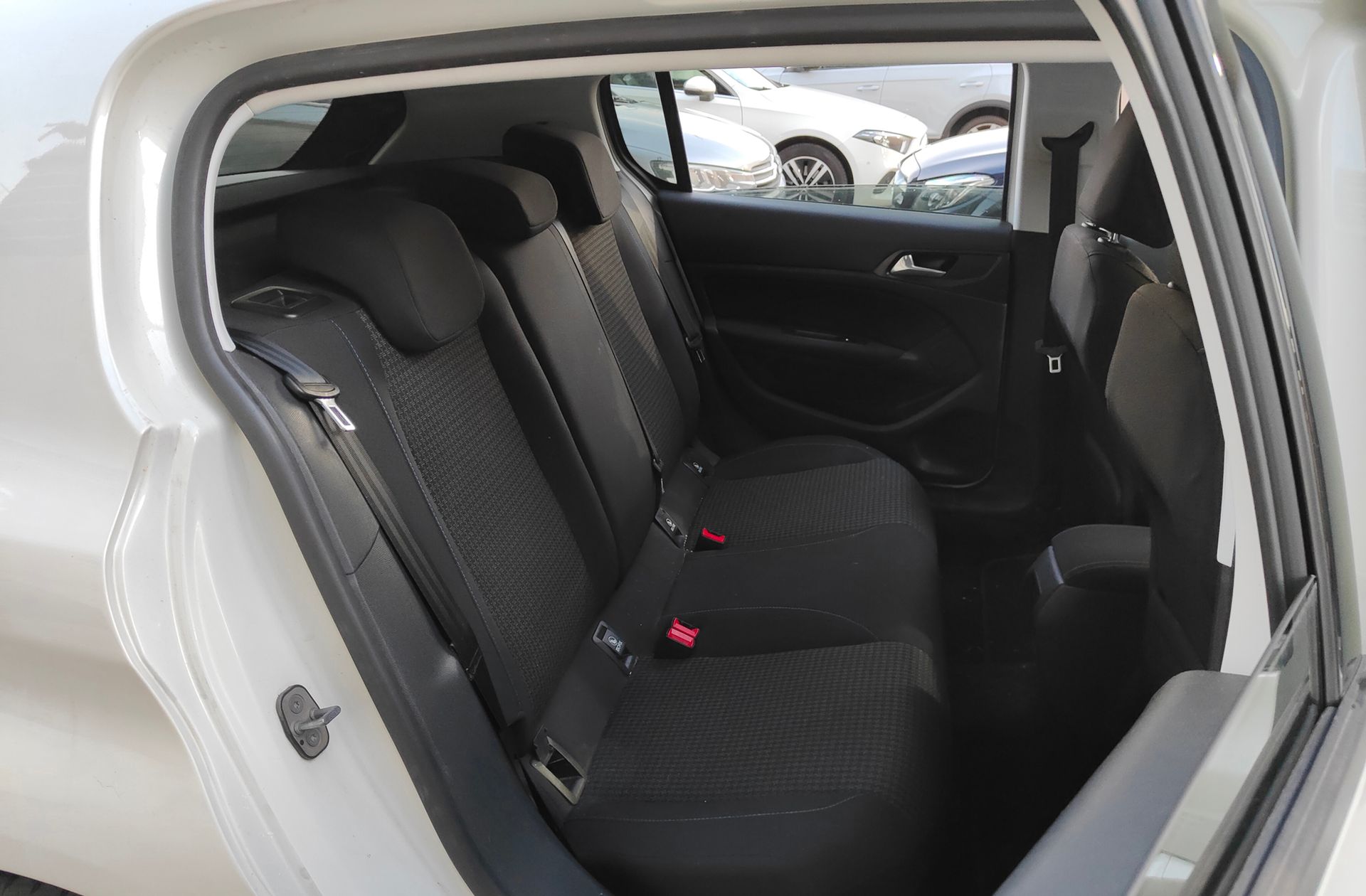 Peugeot 308 PureTech 130 Style - foto 15