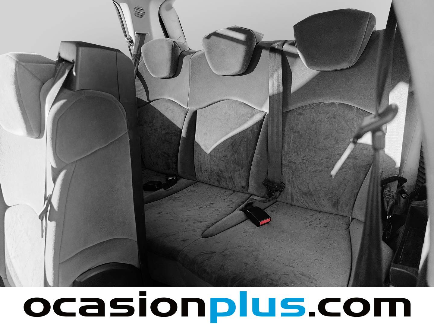 Equipamiento del Citroën C8 Citroën C8 2.0 HDi 16v Premier (138 CV) 8 Plazas