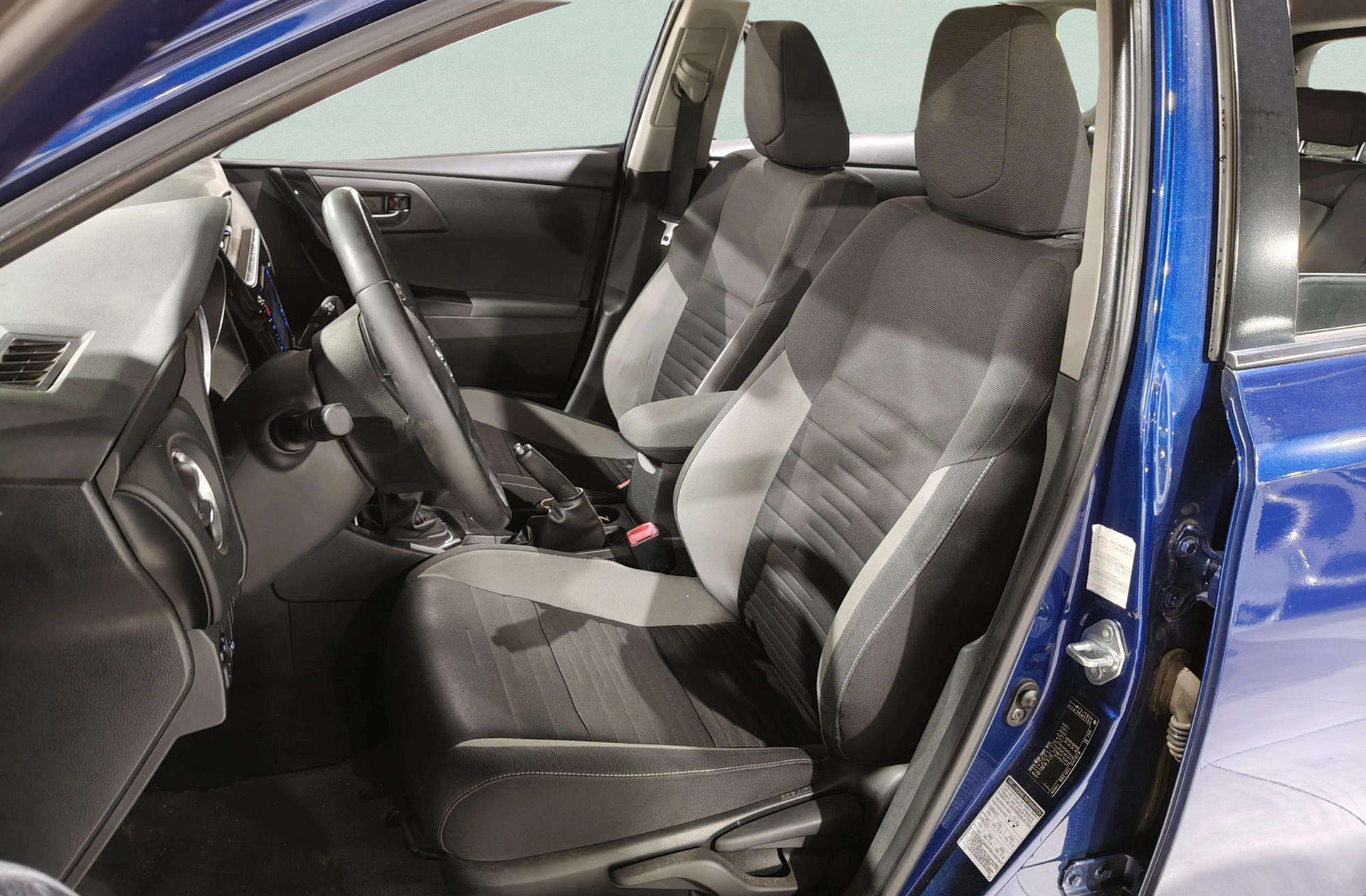 Toyota Auris 120T Active - foto 9