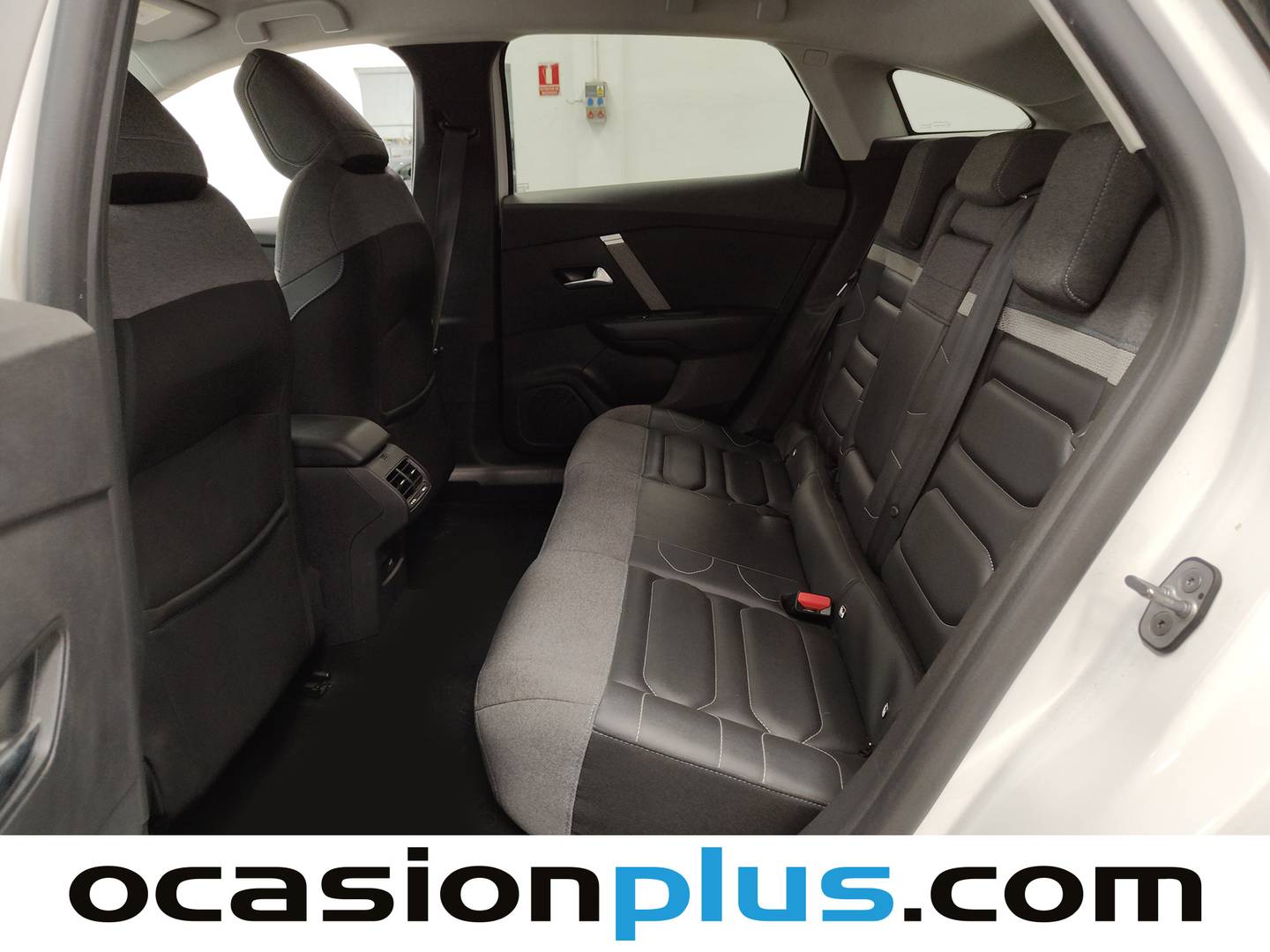 Foto asientos traseros Citroën C4 Citroën C4 BlueHDi 130 S&S Shine EAT8 (130 CV)