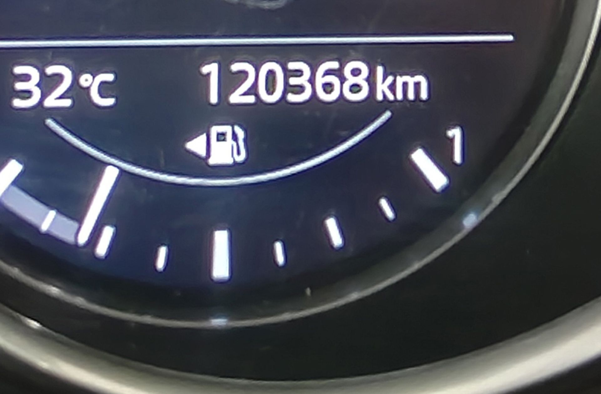 Mazda CX-5 2.5 G Zenith Black Sky Cruise AWD - foto 12