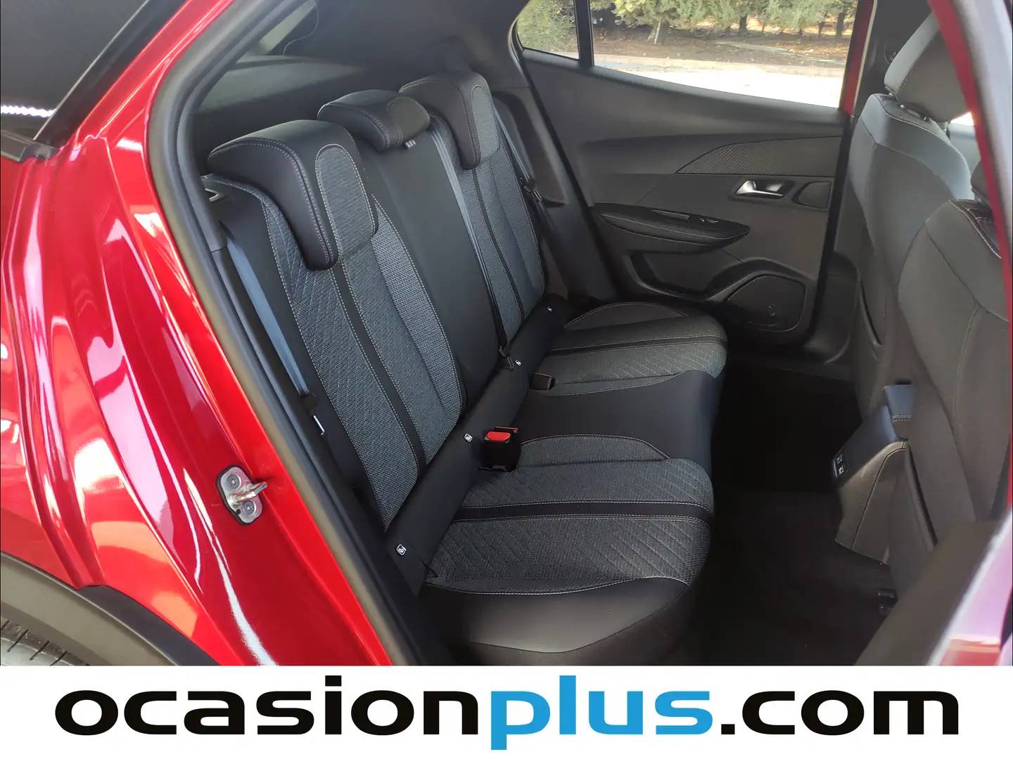 Foto Peugeot 2008 Peugeot 2008 PureTech 100 S&S Allure (100 CV)