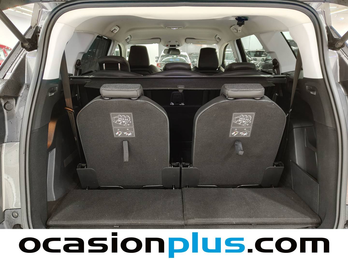 Foto Peugeot 5008 Peugeot 5008 BlueHDi 130 S&S Allure (130 CV) 7 Plazas