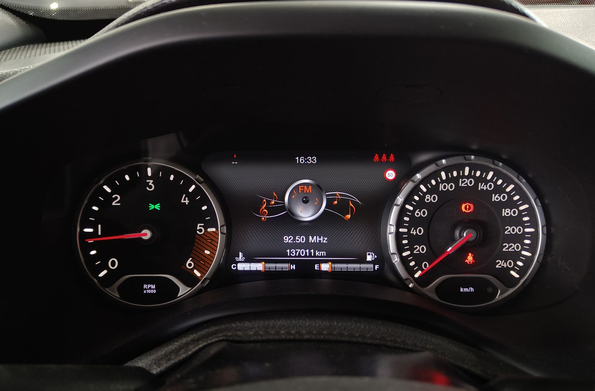 Jeep Renegade 1.6 MultiJet Limited 4x2 - foto 23