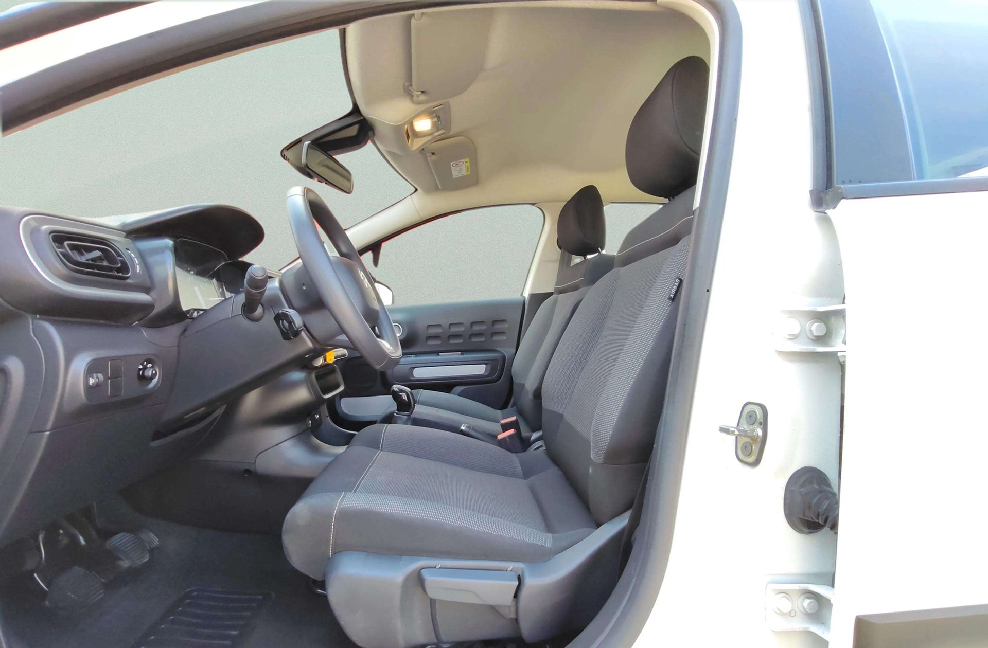 Citroën C3 PureTech 83 Plus - foto 9