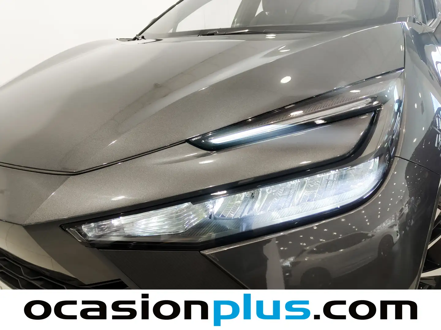 Foto Toyota C-HR Toyota C-HR 140H Advance (140 CV)