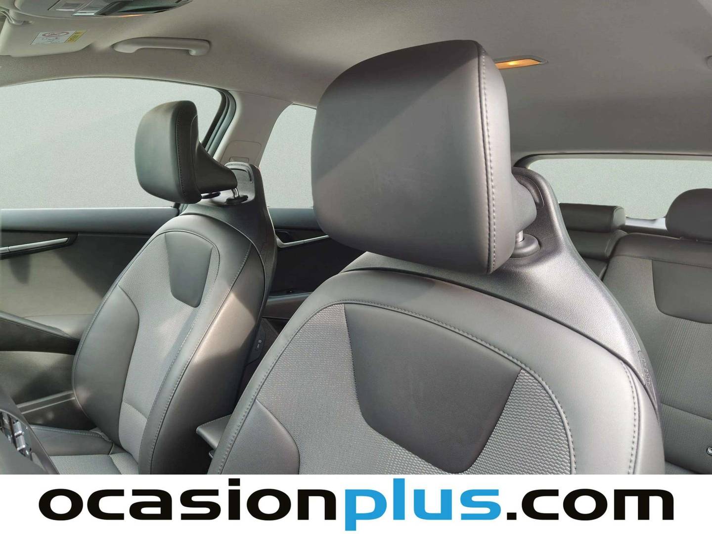 Acabados KIA Niro Kia Niro 1.6 GDi HEV Drive (129 CV)