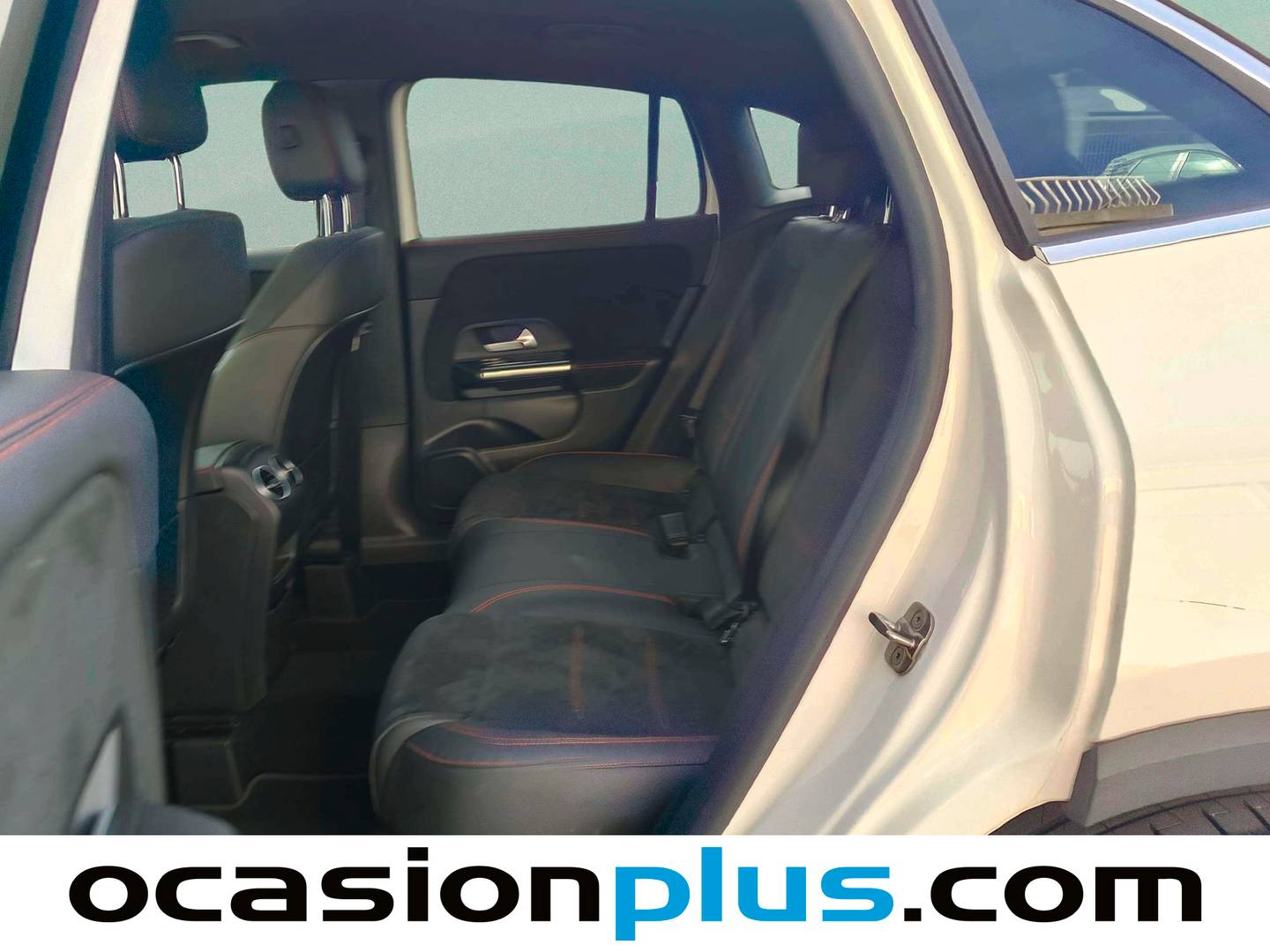 Foto asientos traseros Mercedes GLA Mercedes GLA 200 (163 CV)