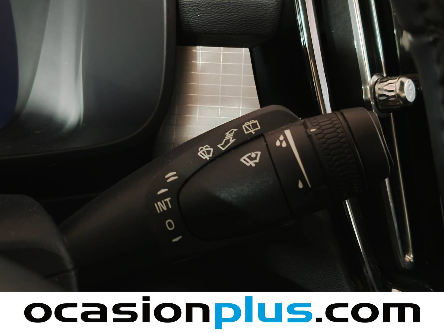 Foto Volvo XC40 Volvo XC40 T4 PHEV Recharge Core Auto (211 CV)