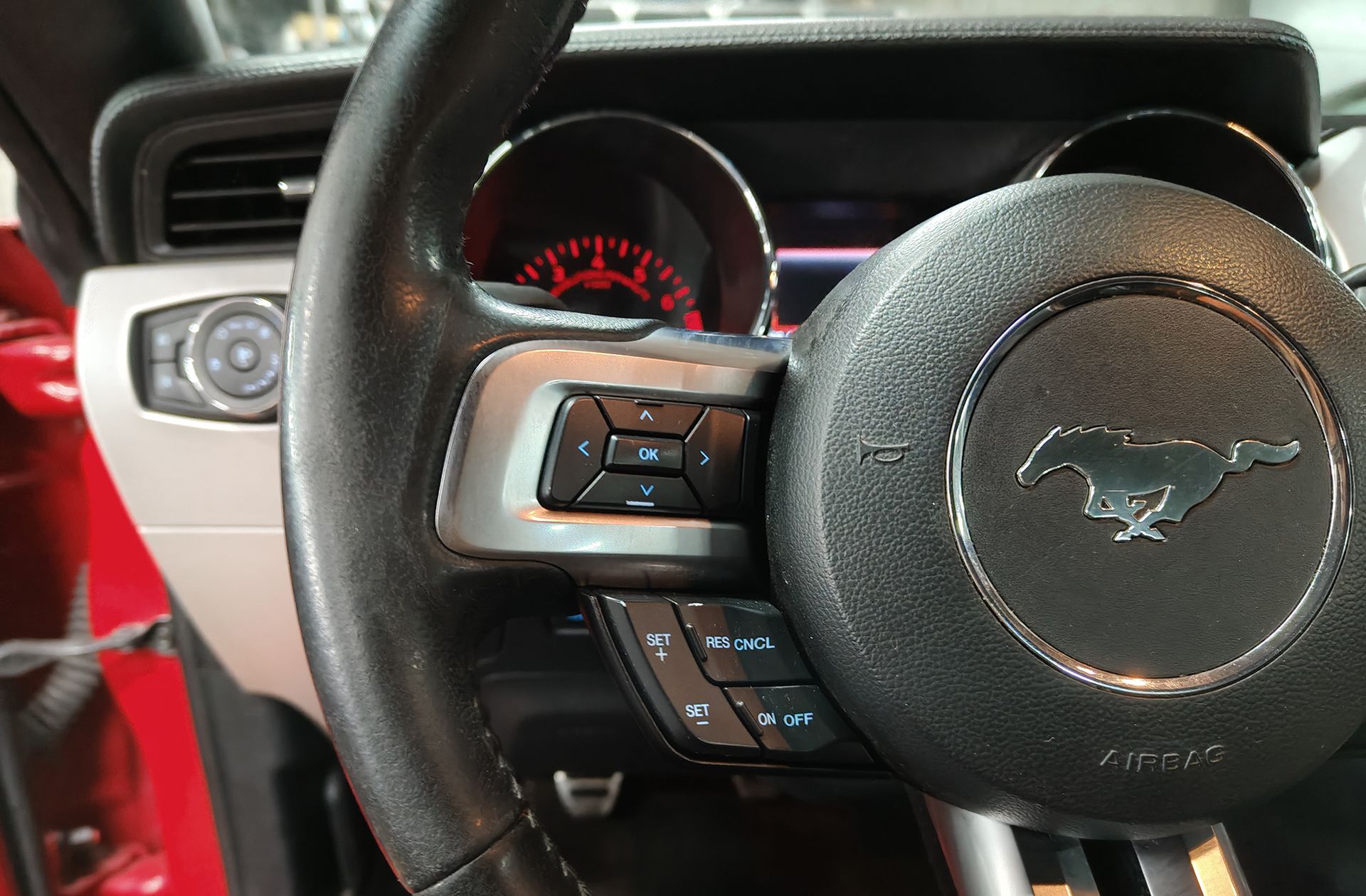 Ford Mustang 2.3 EcoBoost Mustang (Fastback) - foto 43