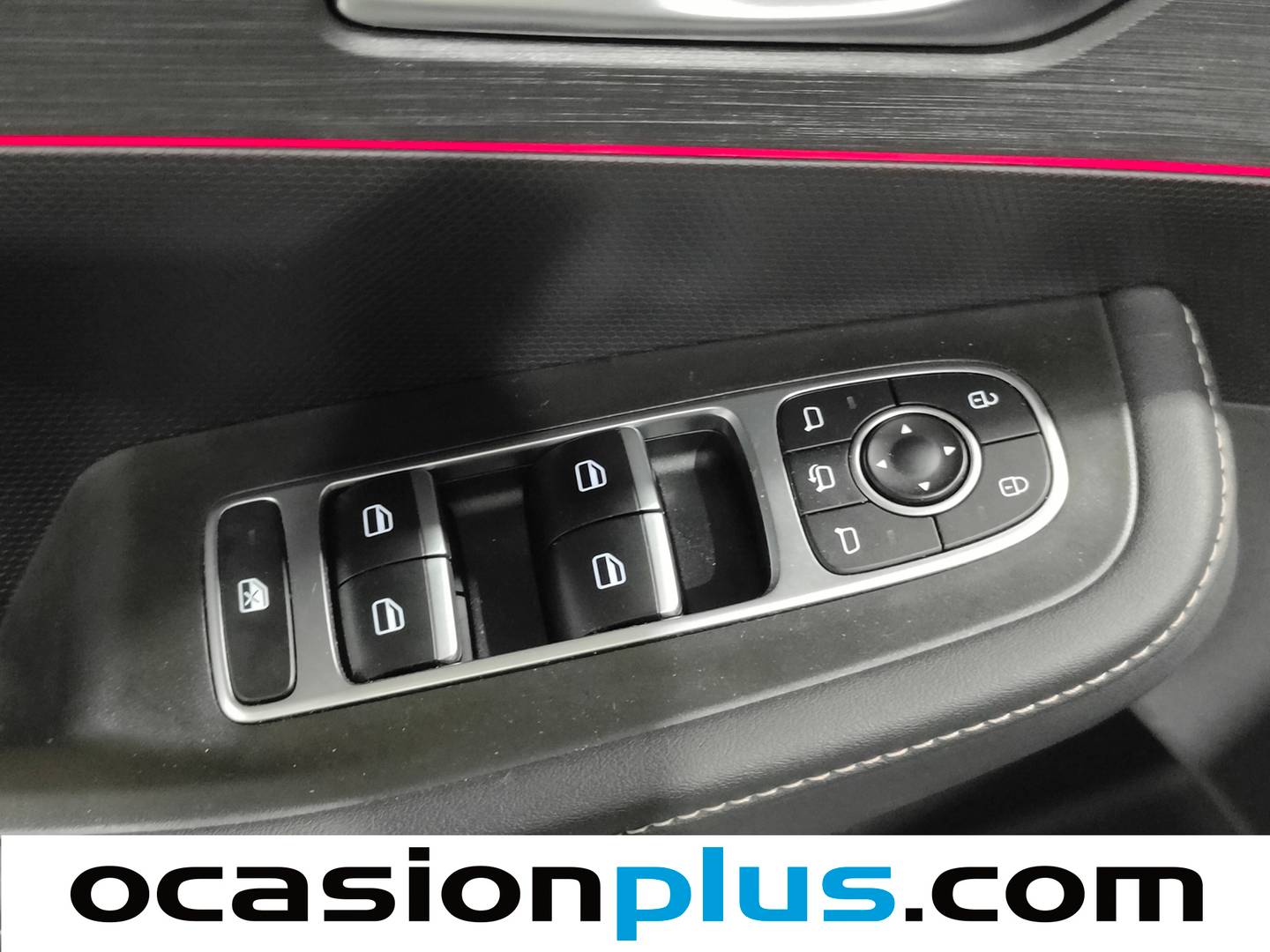 Foto OMODA 5 Omoda 5 1.6 T-GDI Premium DCT (185 CV)