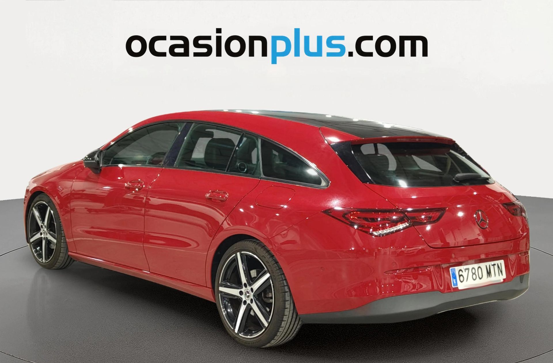 Mercedes-Benz CLA Shooting Brake 180 - foto 3