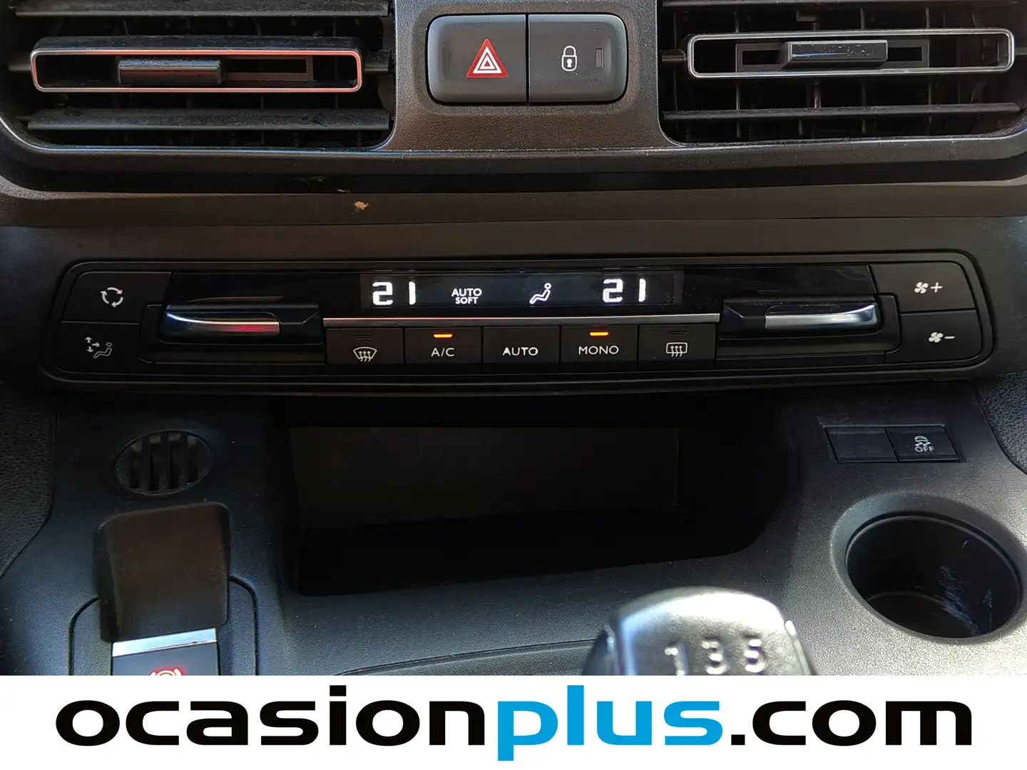 Foto Peugeot Rifter Peugeot Rifter BlueHDi 100 Active Standard Nav+ (100 CV)