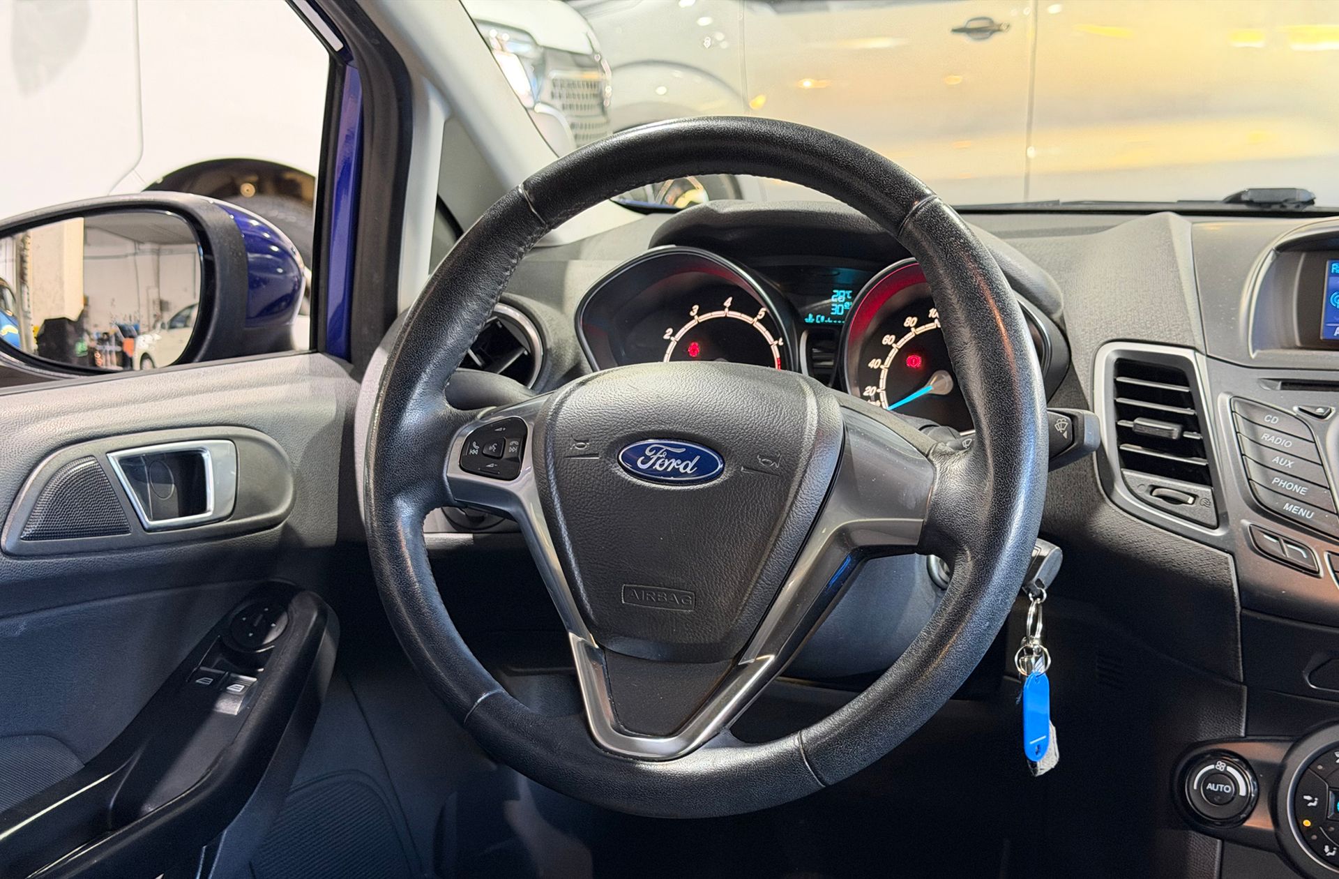 Ford Fiesta 1.0 EcoBoost Trend - foto 17