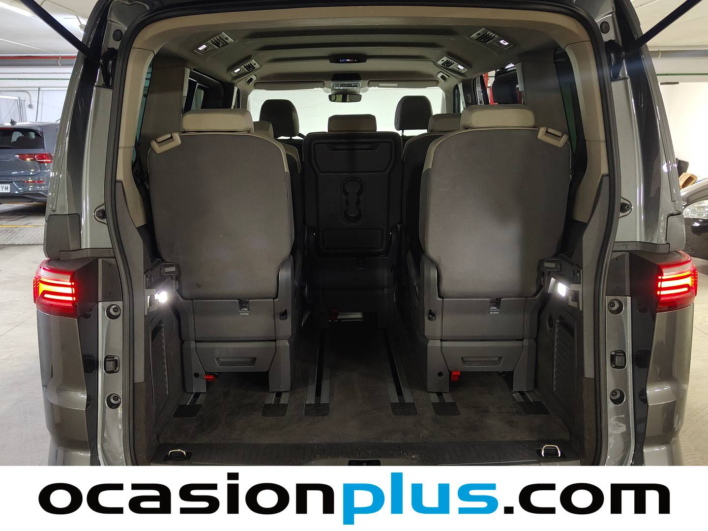 Fotos maletero Volkswagen Multivan Volkswagen Multivan 1.4 TSI PHEV Batalla Corta (218 CV) DSG 7 Plazas