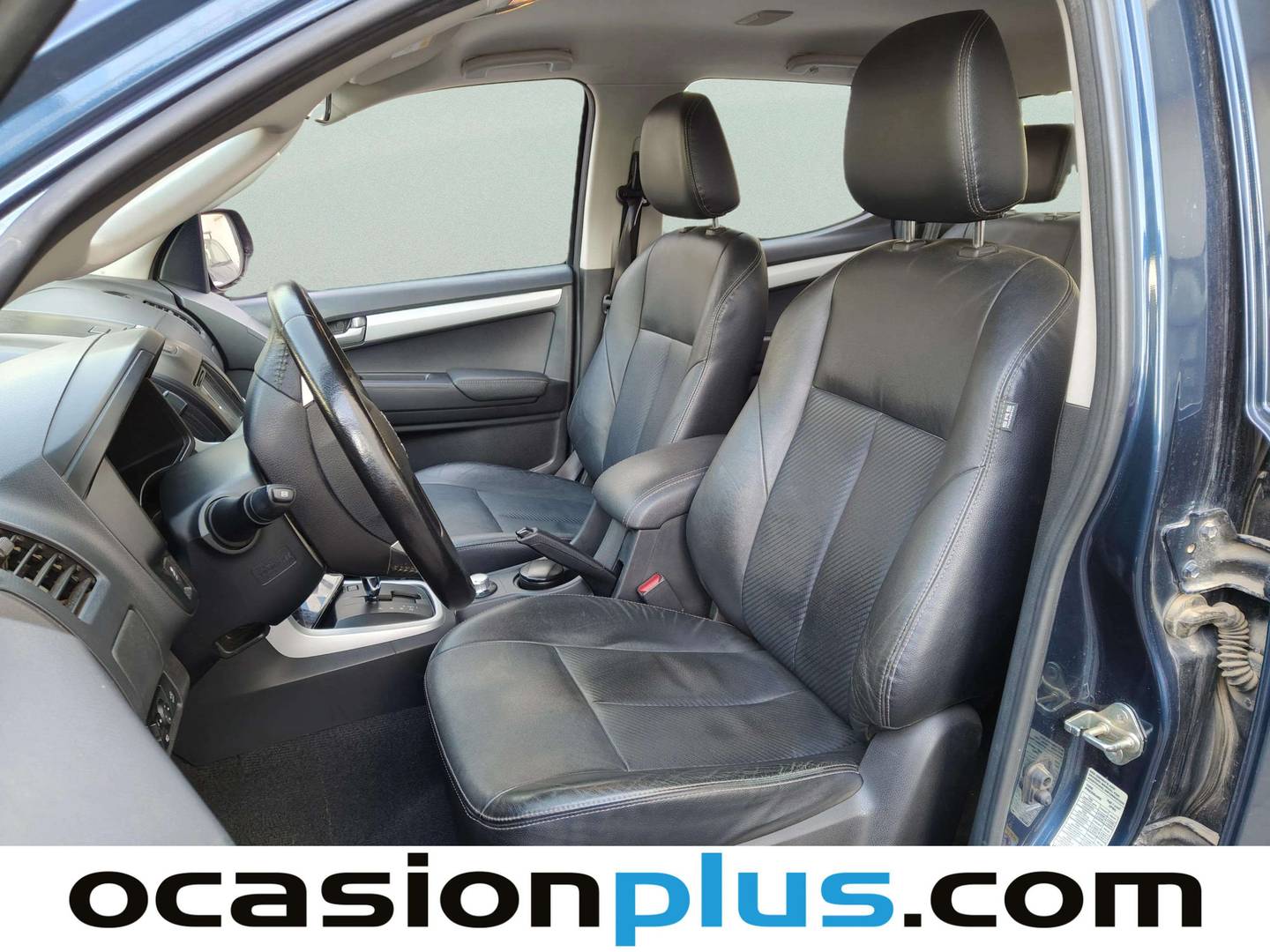 Foto Isuzu D-Max Isuzu D-Max 1.9 Crew Solar Auto (164 CV)