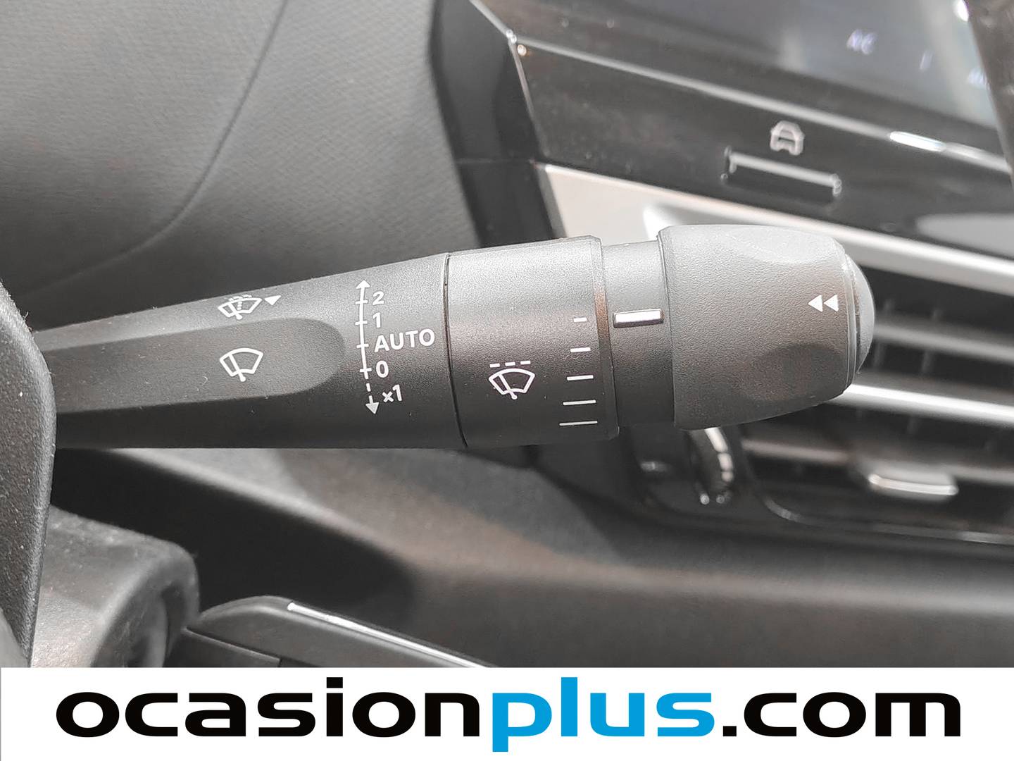 Foto Citroën C4 X Citroen C4 X PureTech 100 S&S 6v You (102 CV)