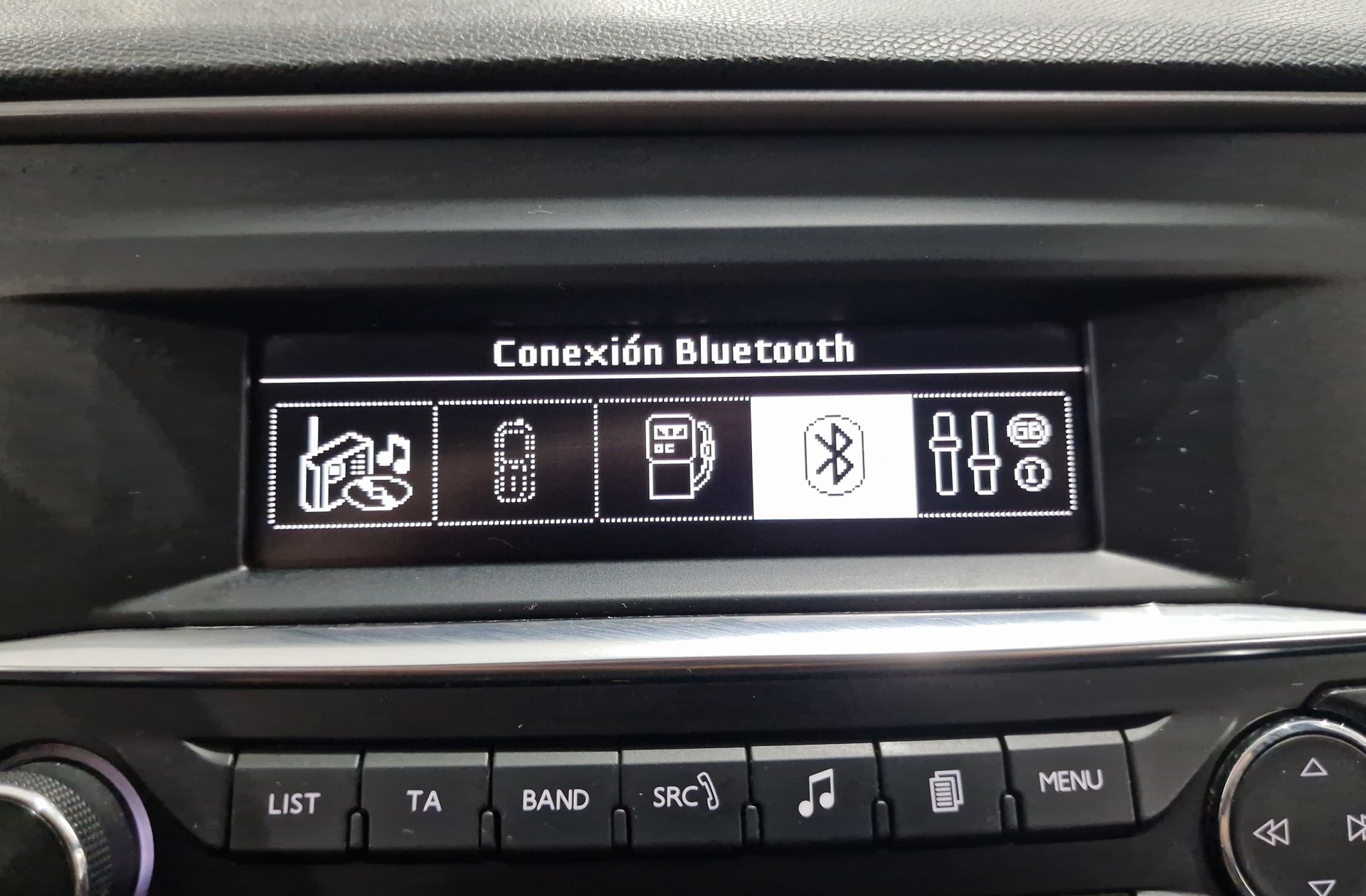 Peugeot 308 1.6 HDi FAP Access - foto 24