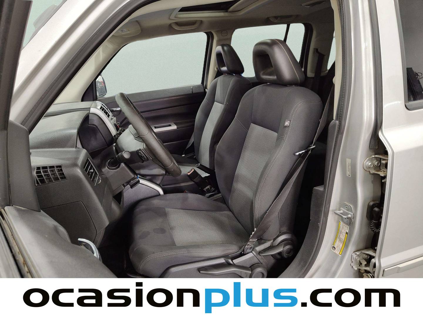 Foto asientos delanteros Jeep Patriot Jeep Patriot 2.0 CRD Limited (140 CV) 4X4