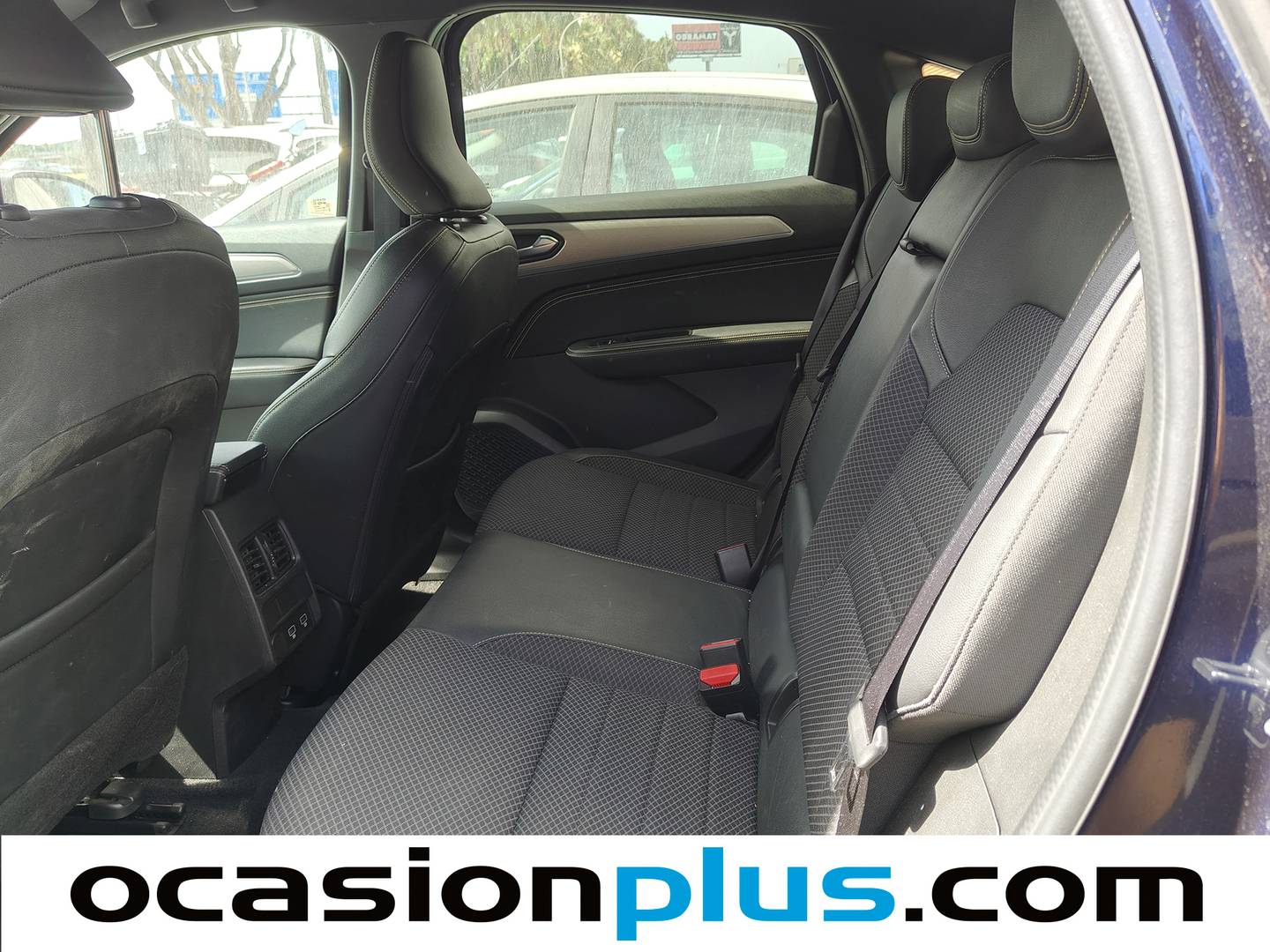 Foto asientos traseros Renault Arkana Renault Arkana Techno TCe 140 Mild hybrid EDC (140 CV)