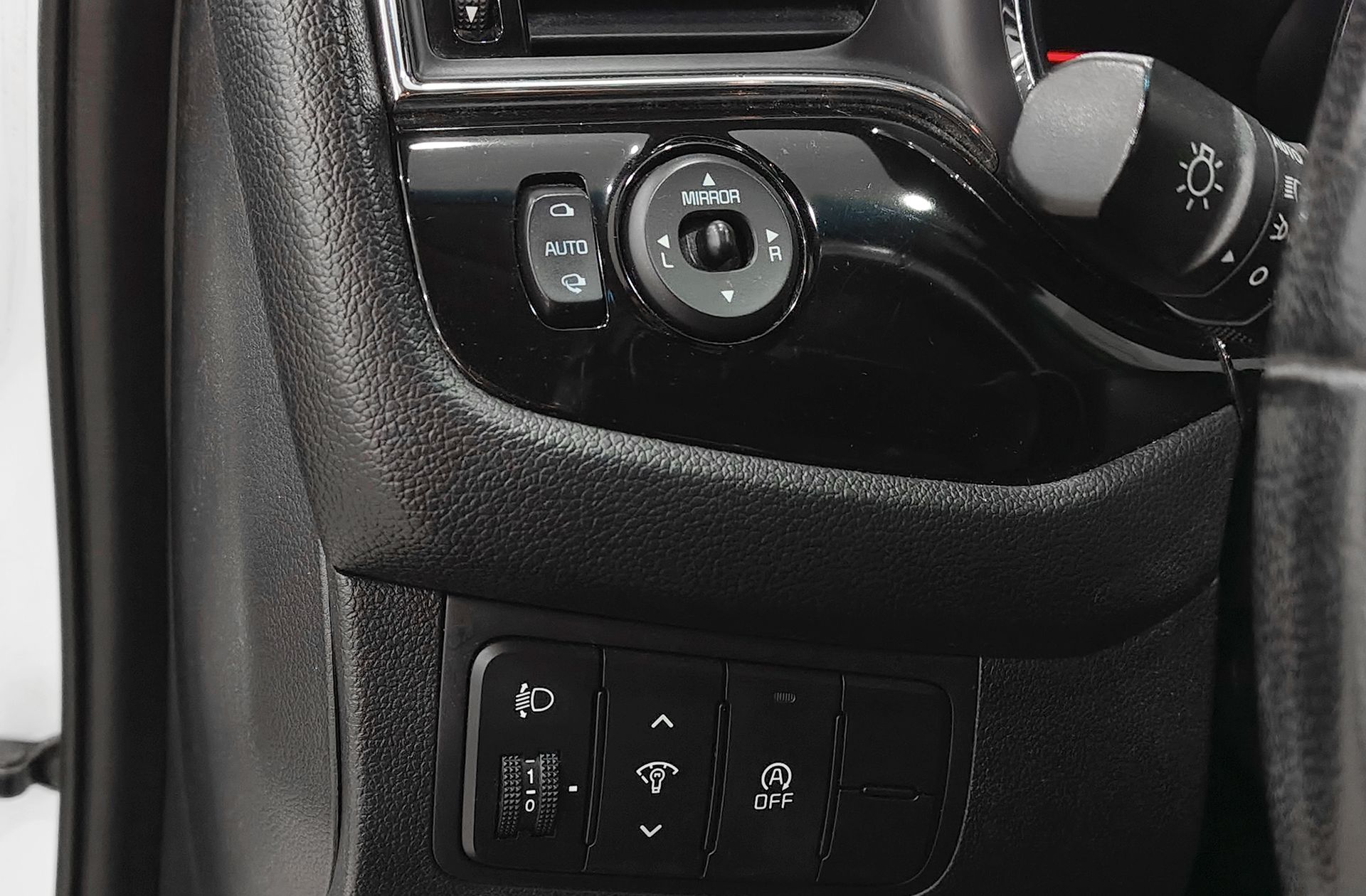 Kia Ceed 1.0 T-GDi Eco-Dynamics x-Tech - foto 26