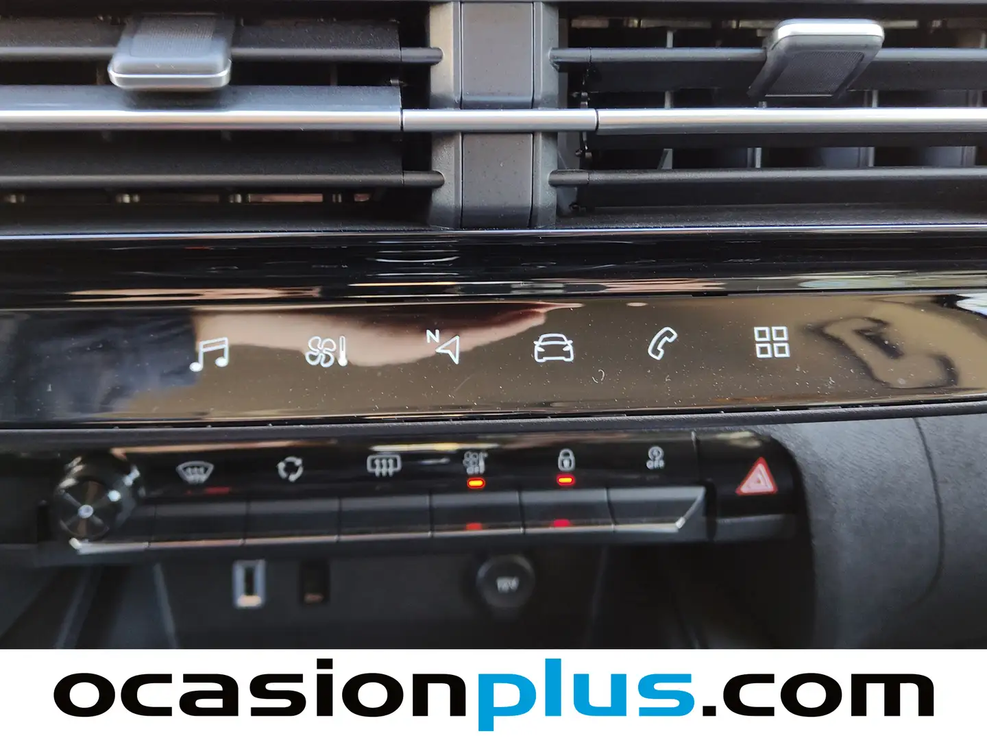 Foto Citroën C5 Aircross Citroen C5 Aircross PureTech 130 S&S Plus (131 CV)