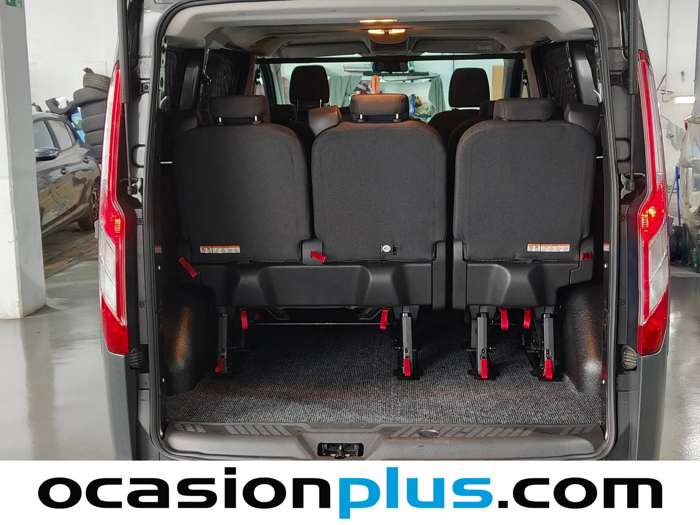 Foto Ford Transit Custom Ford Transit Custom Kombi 2.0 TDCI 310 L1 Trend (170 CV) 8 Plazas siete plazas