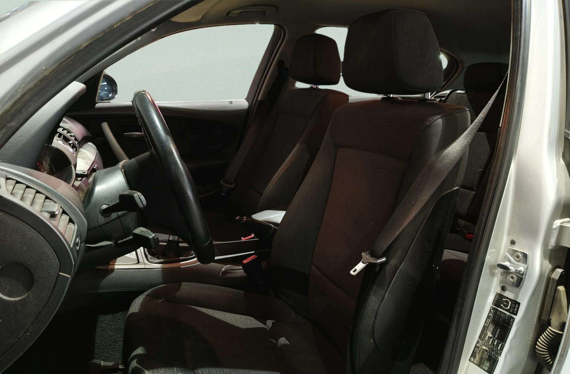 BMW Serie 1 118d - foto 9
