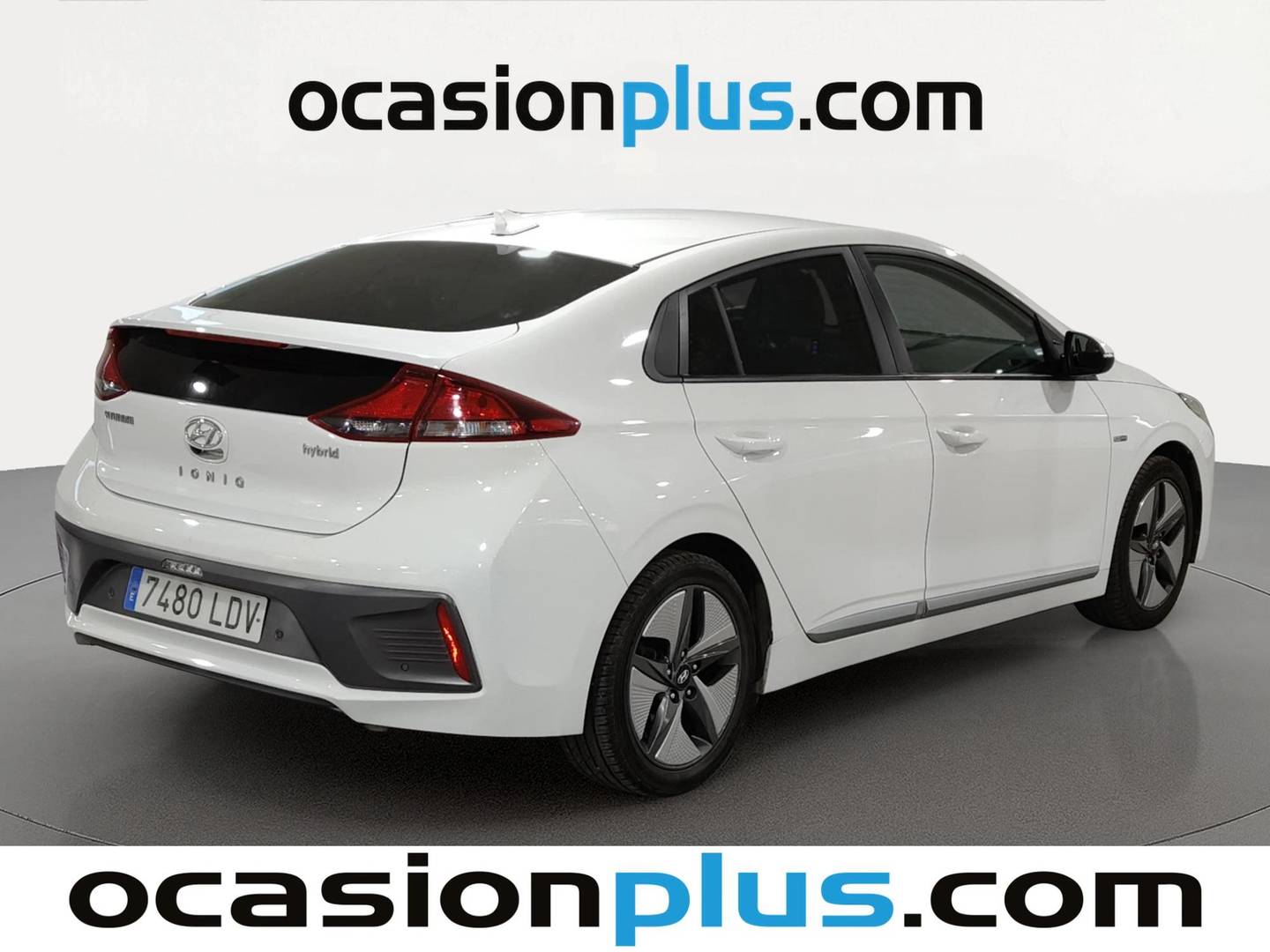 Foto trasera Hyundai IONIQ Hyundai Ioniq 1.6 GDI HEV Klass (141 CV) derecha