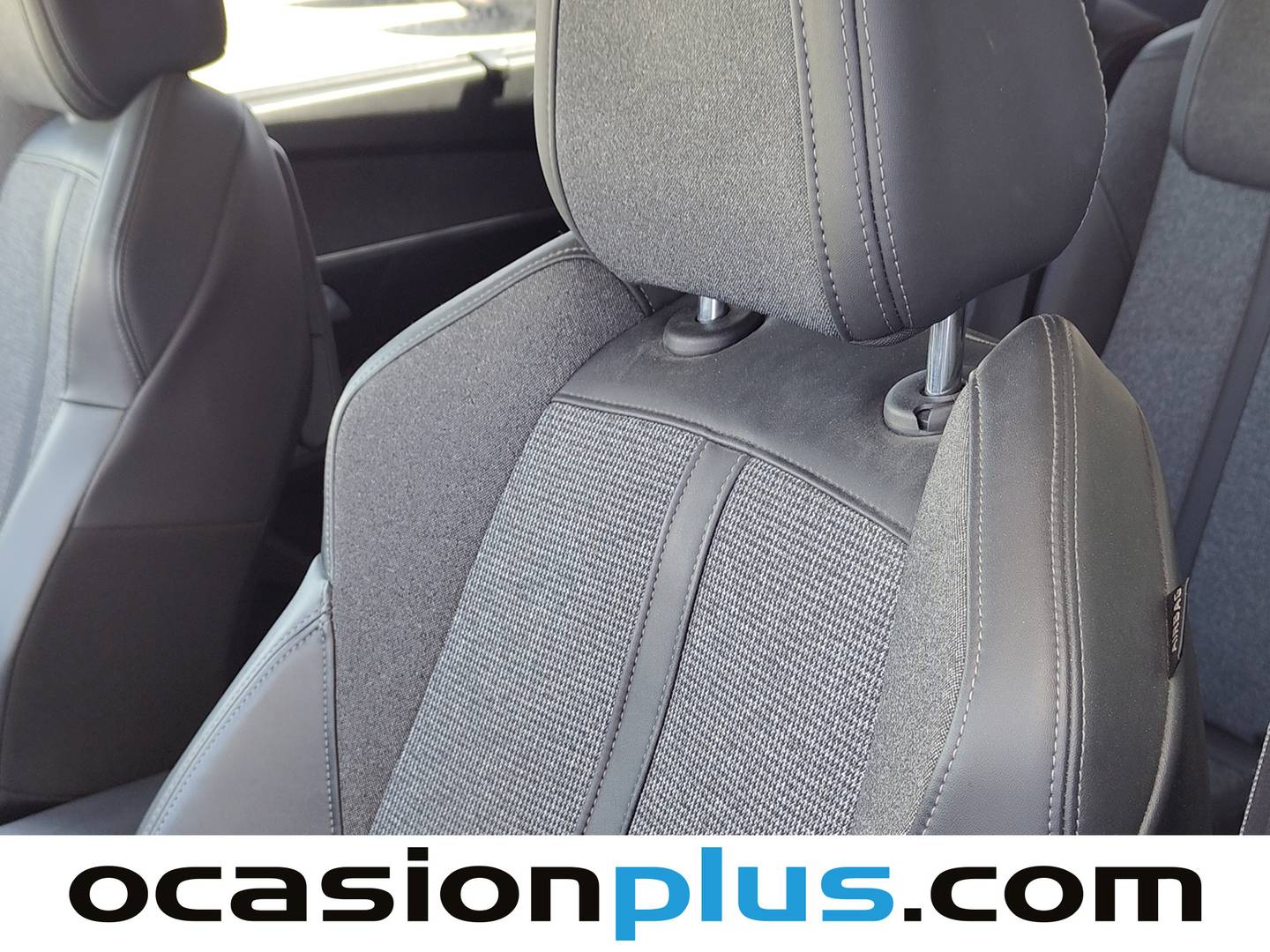 Extras y acabados del Peugeot 5008 Peugeot 5008 PureTech 130 S&S Allure (130 CV) 7 Plazas