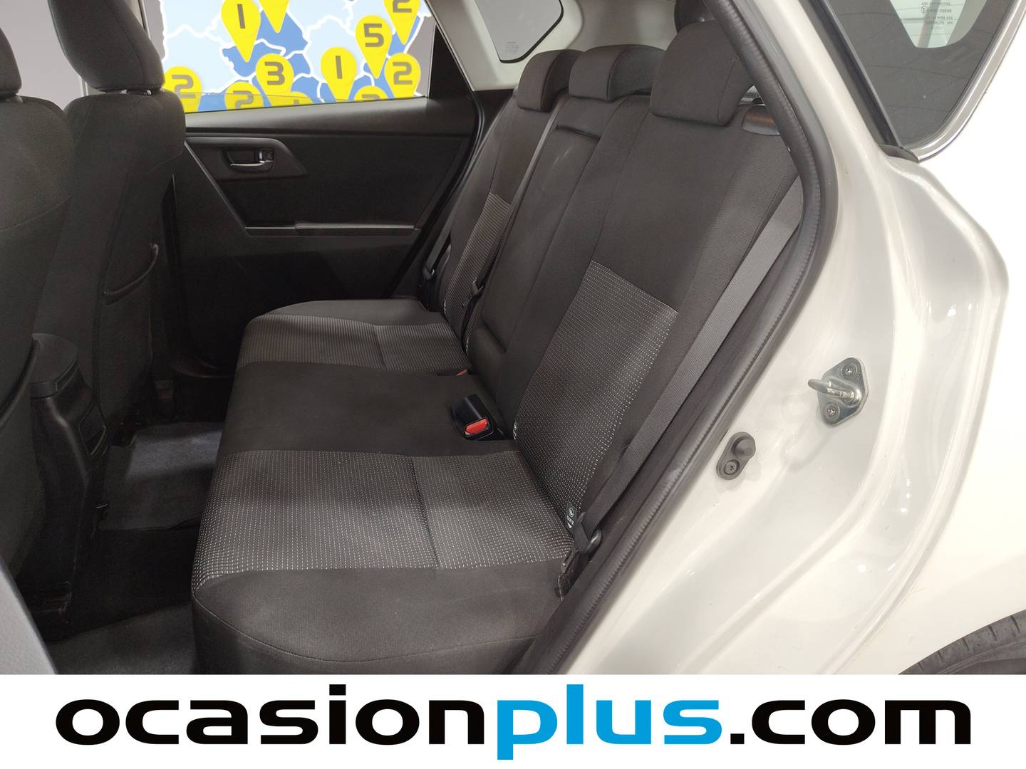 Foto asientos traseros Toyota Auris Toyota Auris 130 Active (132 CV)