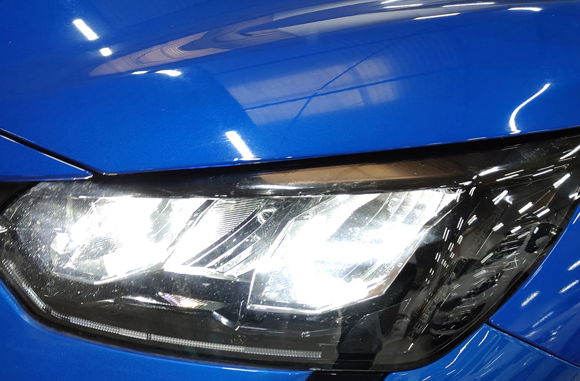 Peugeot 208 PureTech 100 Allure - foto 15