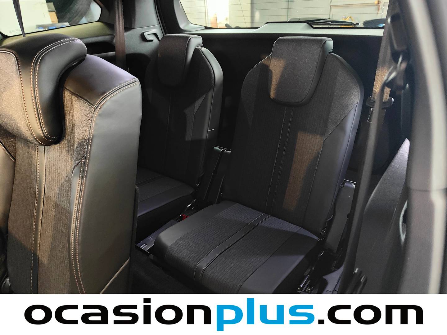 Foto asientos delanteros Peugeot 5008 Peugeot 5008 1.6L THP GT Line EAT6 (165 CV) 7 Plazas