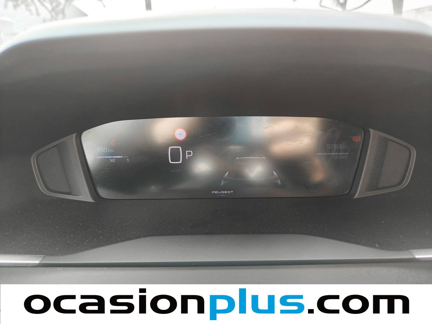 Foto Peugeot 2008 Peugeot 2008 Allure Hybrid eDCS6 (136 CV)