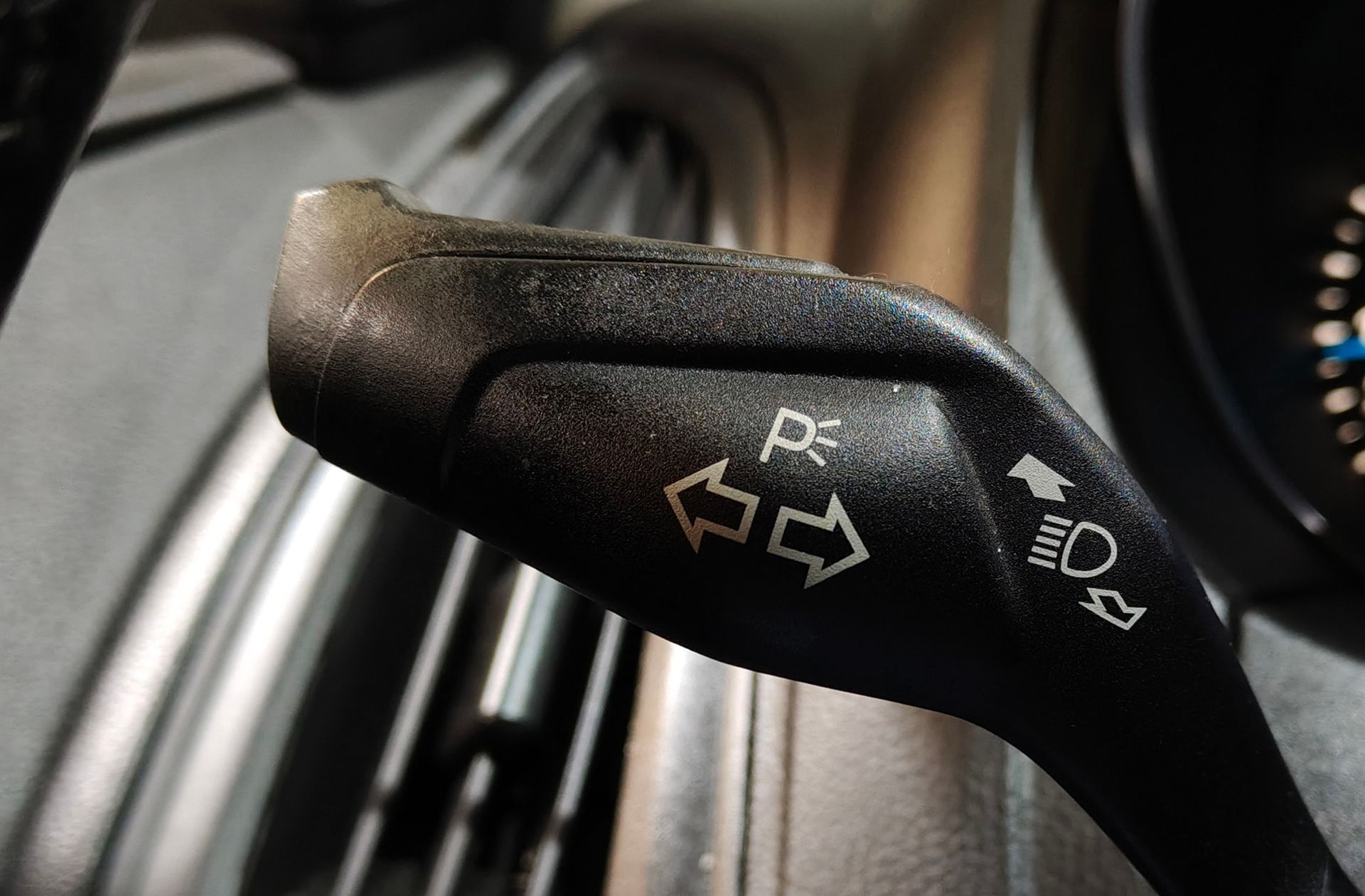 Ford Focus 1.0 EcoBoost Trend+ - foto 21