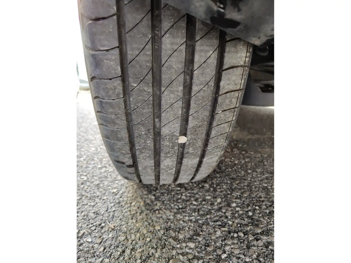 Foto Citroën C4 X Citroen C4 X 1.2 PureTech 130 S&S Shine EAT8 (131 CV)