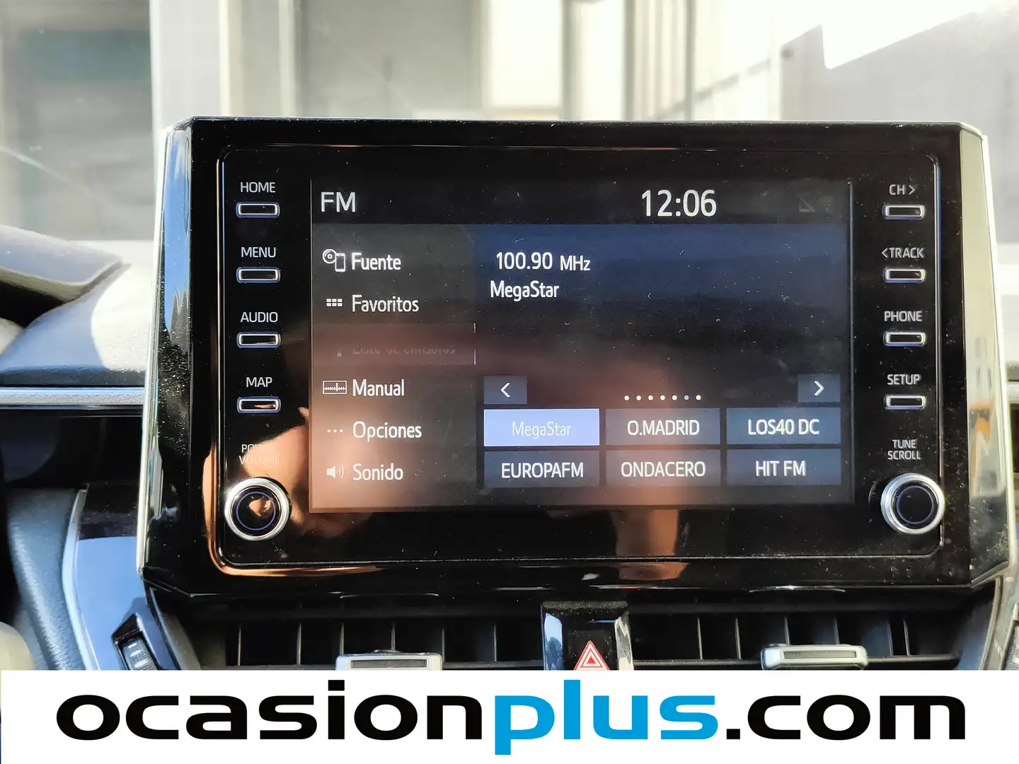 Foto Toyota Corolla Toyota Corolla 180H FEEL! E-CVT (180 CV)